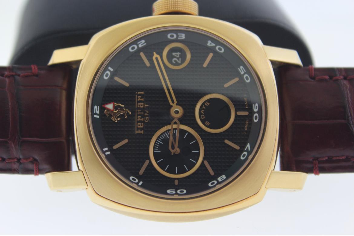 Women's or Men's Panerai Ferrari GMT Rose Gold Limited Edition For Sale