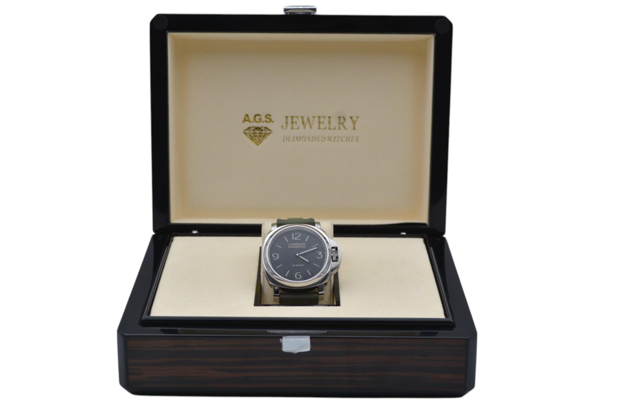 The watch is in a very good condition, it has professional polish and it’s working well. The watch comes with an AGS Jewelry wooden box, along with an AGS Jewelry warranty card. For more information about delivery, warranty and return, please check