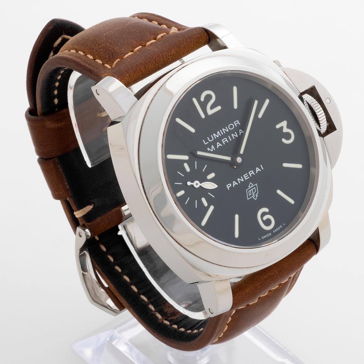 Panerai Luminor Base Wristwatch ref PAM00005 / OP6728, 44mm Case, Dated 2010. In Excellent Condition In Canterbury, England