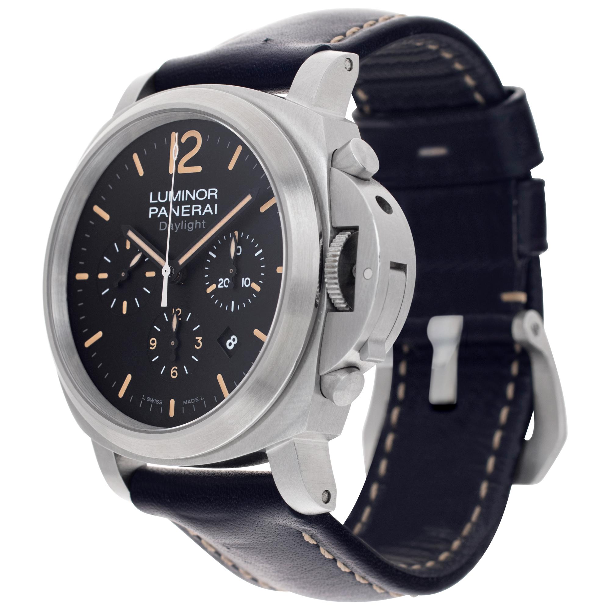 Panerai Luminor Daylight in stainless steel on leather strap. Auto w/ subseconds, date and chronograph. 44 mm case size. Full set with box and papers dated 2013 - comes with extra rubber strap. Ref PAM00356. Fine Pre-owned Panerai Watch.

Certified