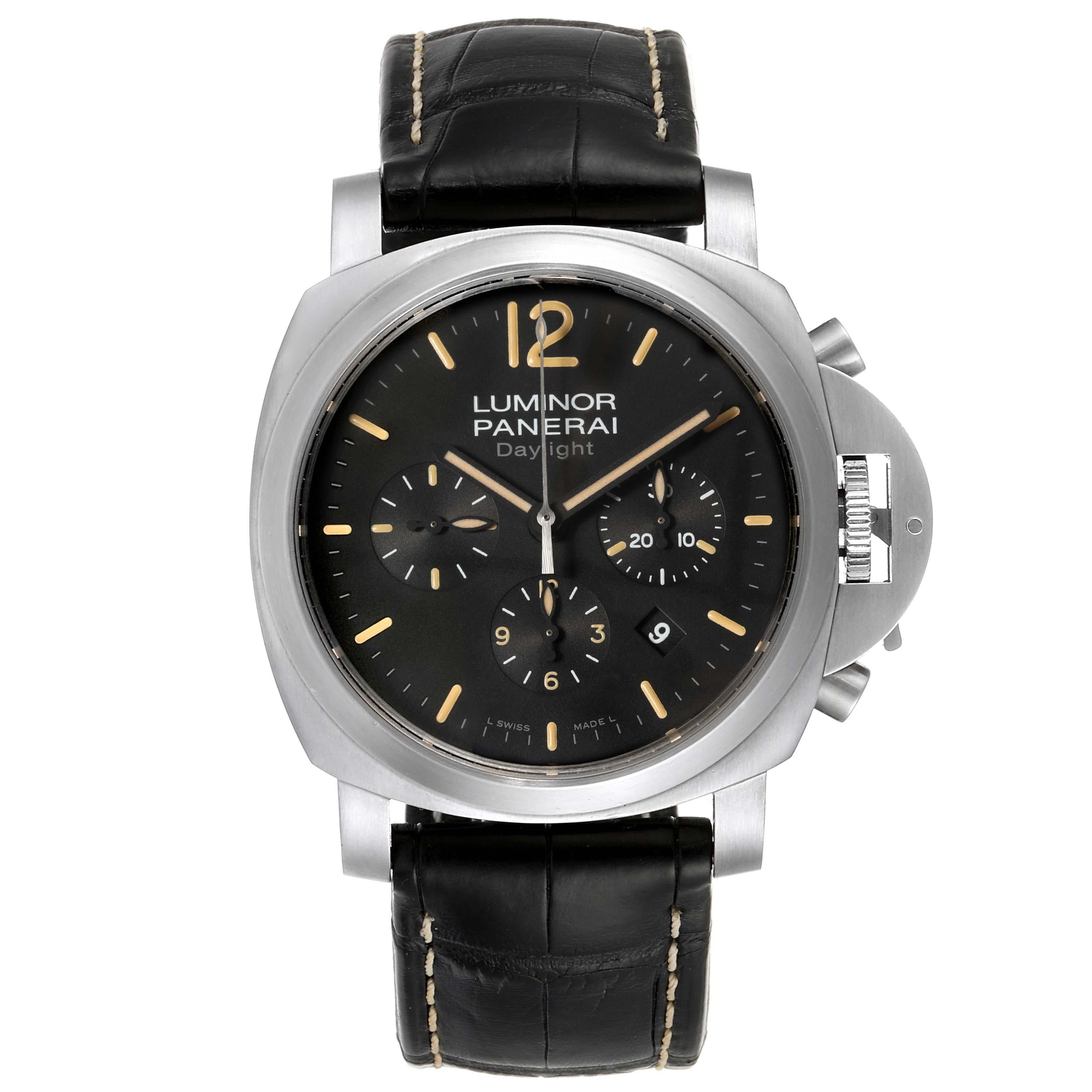 Panerai Luminor Daylight Chronograph Stahl Herrenuhr PAM00356 im Zustand „Hervorragend“ im Angebot in Atlanta, GA