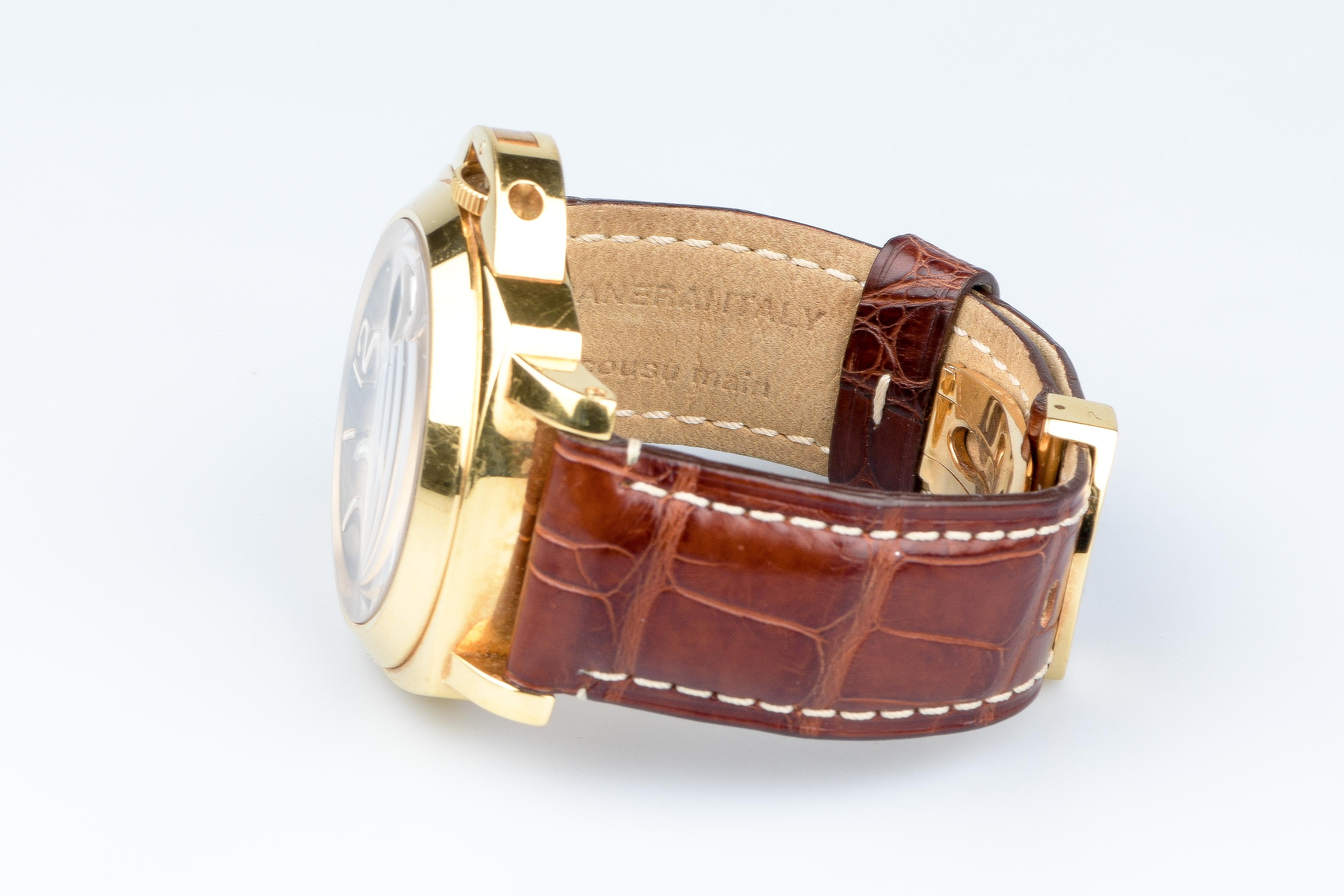 Panerai Luminor Marina 18 carat yellow gold watch 10