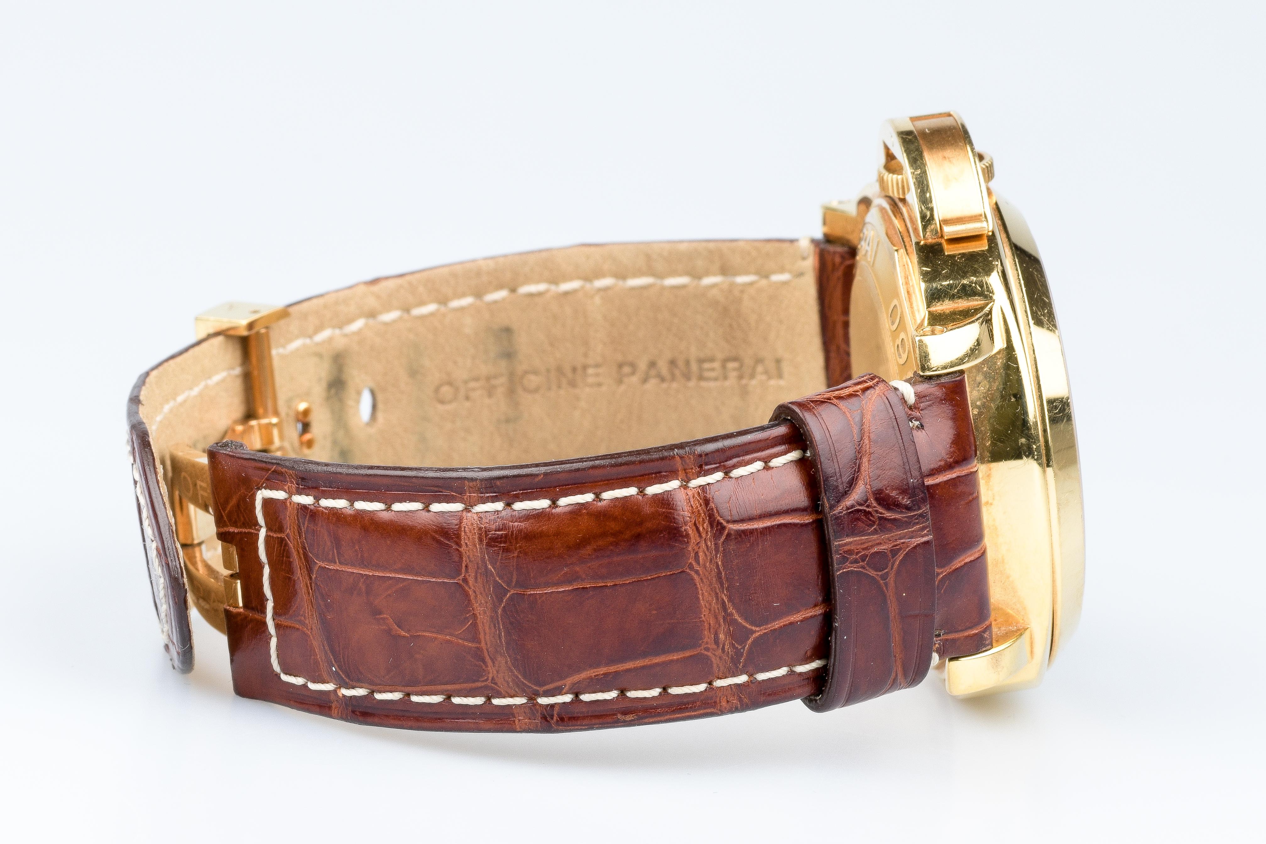 Men's Panerai Luminor Marina 18 carat yellow gold watch