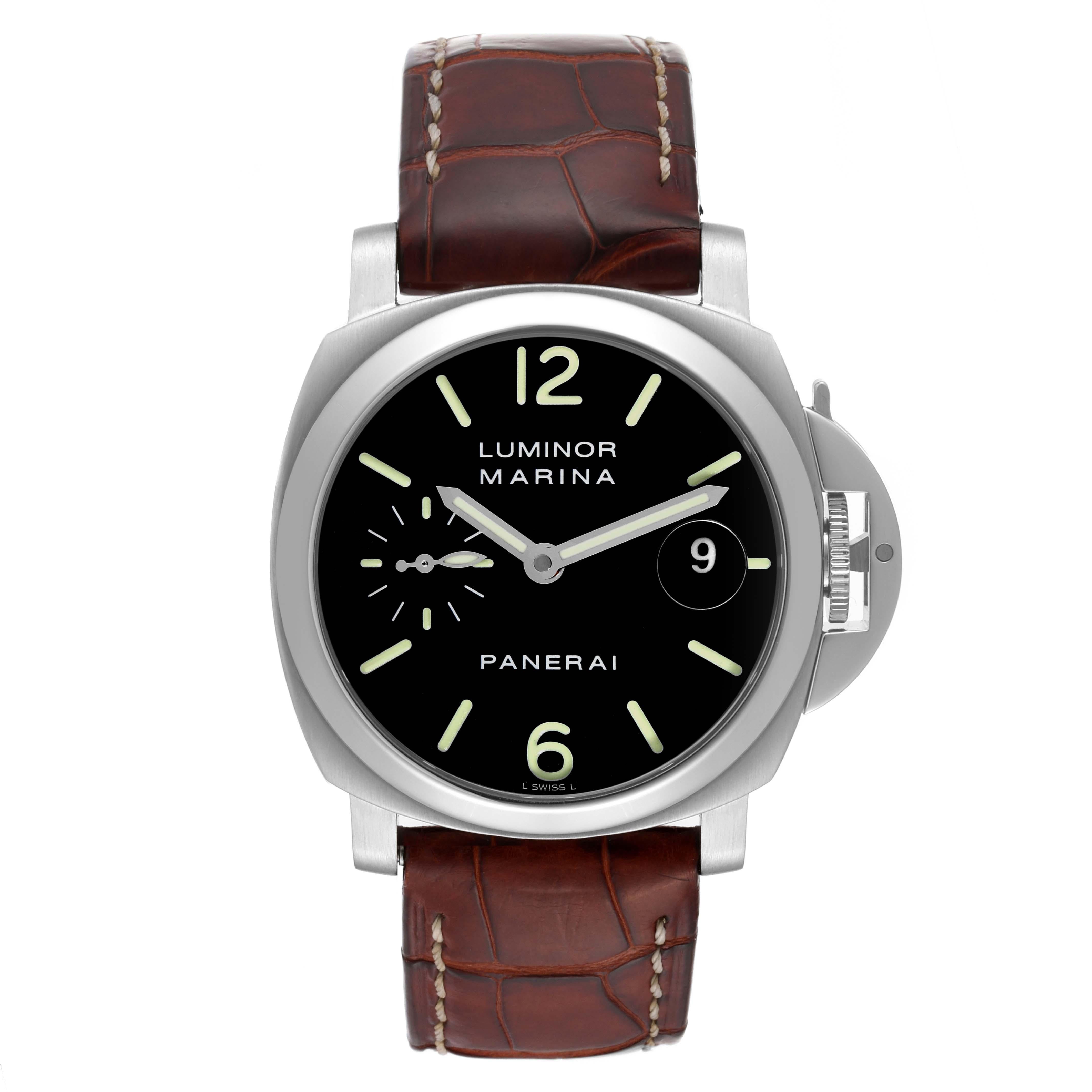 Panerai Luminor Marina Automatic Steel Mens Watch PAM00048. Automatic self-winding movement. Stainless steel cushion case 40.0 mm in diameter. Polished stainless steel Panerai patented crown protector. Polished stainless steel bezel. Scratch