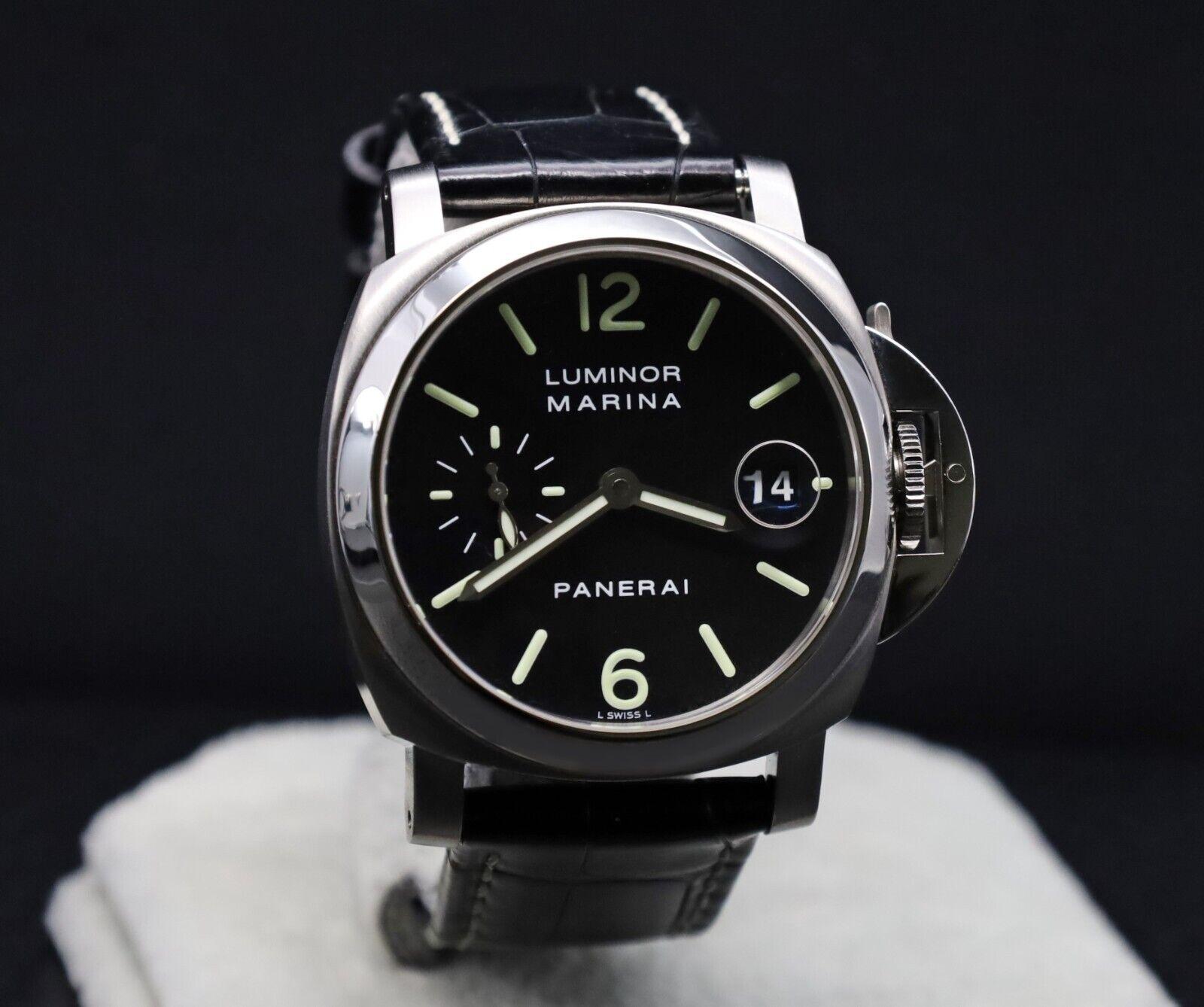 Connues pour leurs tests rigoureux des garde-temps construits pour la marine royale italienne, les montres Panerai sont un rêve pour les marins. L'élégance décontractée et le sport sont au rendez-vous pour cette montre de luxe. Cette montre-bracelet