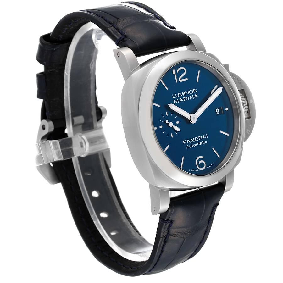 Panerai Luminor Marina Quaranta Stahl-Herrenuhr PAM01270 mit blauem Zifferblatt und Karton im Zustand „Hervorragend“ in Atlanta, GA