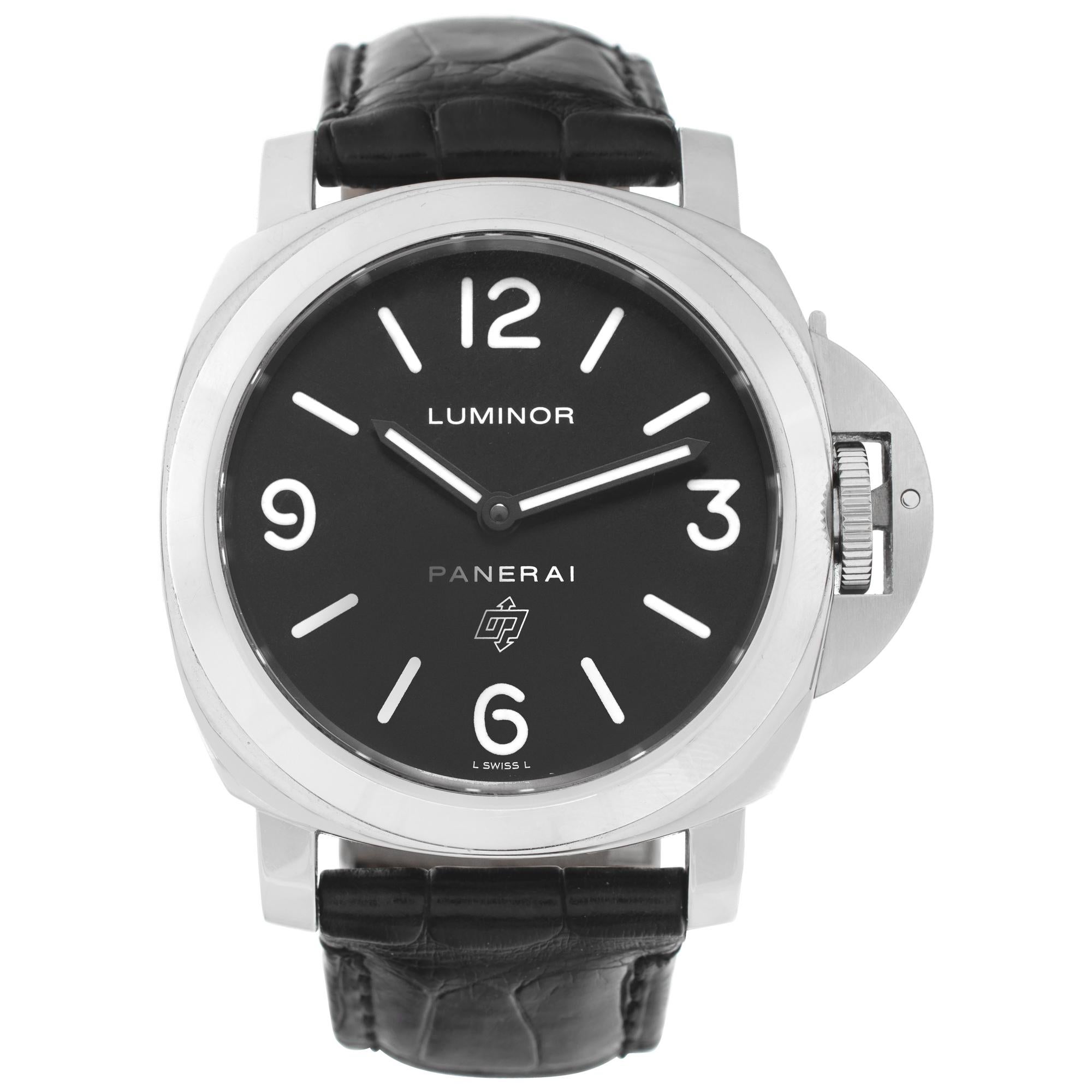 Panerai Luminor PAM000 in Stainless Steel with a Black dial 44mm Automatic watch