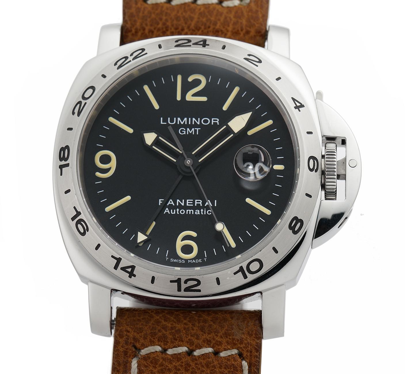 Panerai Luminor PAM00023, Black Dial, Certified and Warranty In Excellent Condition In Miami, FL