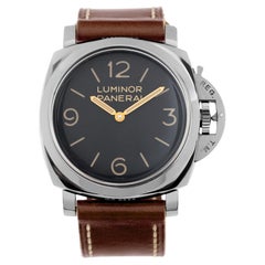 Panerai Luminor PAM0372 in Stainless Steel with a Black dial 46mm N/A watch