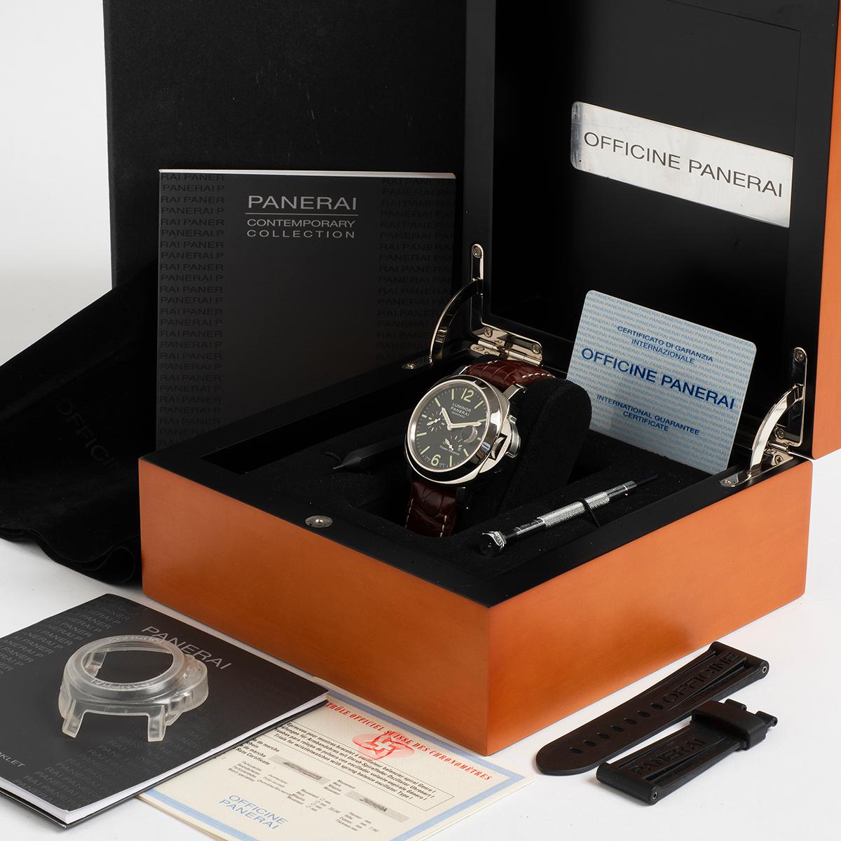 Our Panerai Luminor Power Reserve reference OP6692 / PAM00090 features an automatic movement with 40 hour power reserve indicator, date with a 44mm stainless steel case and black dial. This example is presented in outstanding condition with only