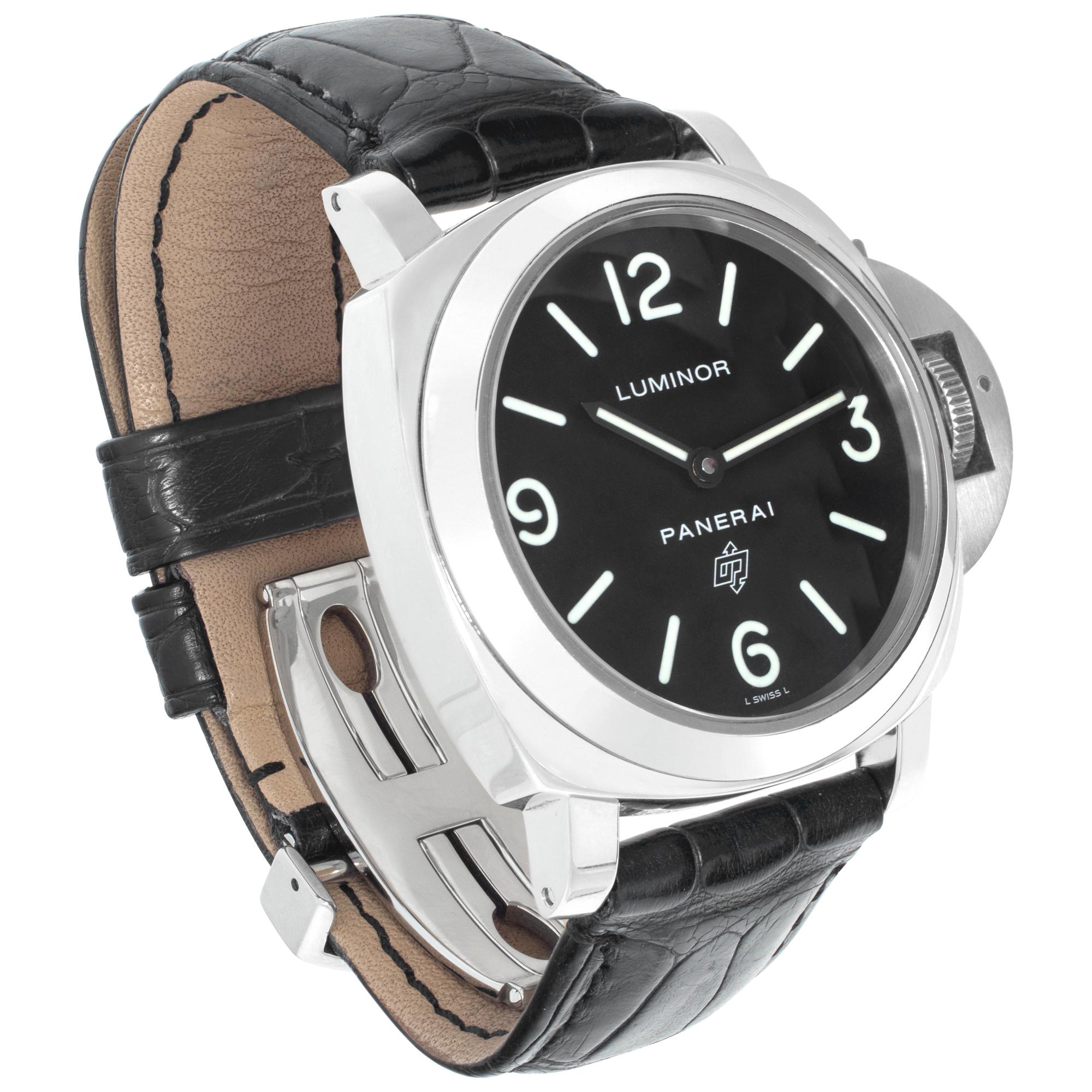 Panerai Luminor stainless steel Manual Wristwatch PAM000 In Excellent Condition For Sale In Surfside, FL
