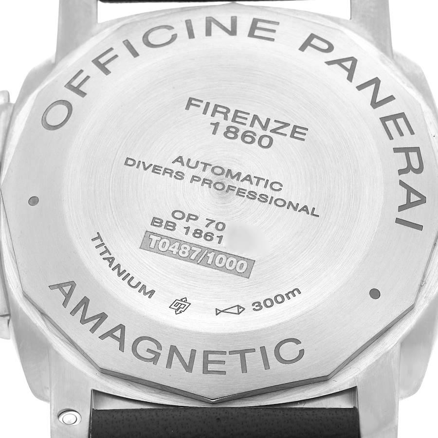 Panerai Luminor Submersible 1950 Amagnetic 3 Days Watch PAM01389 Box Card In Excellent Condition For Sale In Atlanta, GA