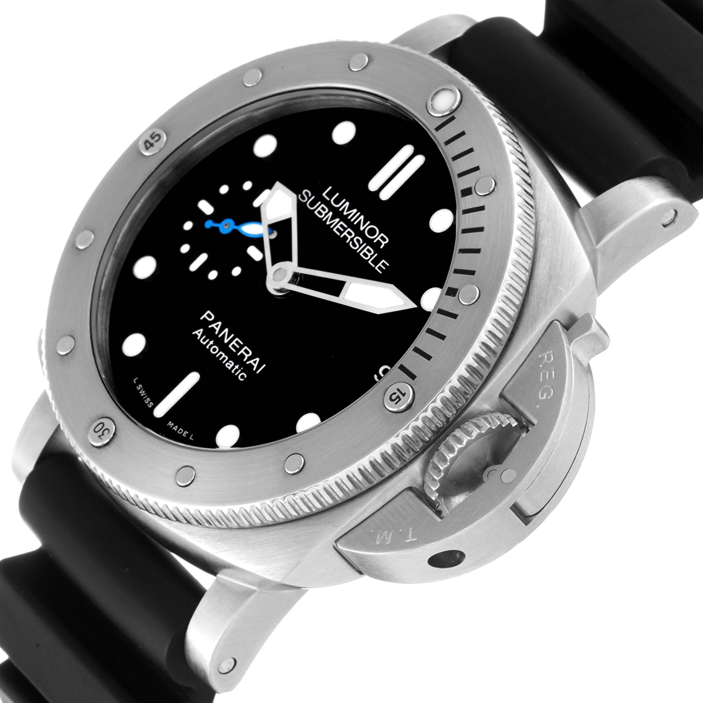 Panerai Luminor Submersible 42mm Steel Mens Watch PAM00682 Box Papers. Automatic self-winding movement. Two part cushion shaped stainless steel case 42.0 mm in diameter. Panerai patented crown protector. Stainless steel anti-clockwise rotating bezel