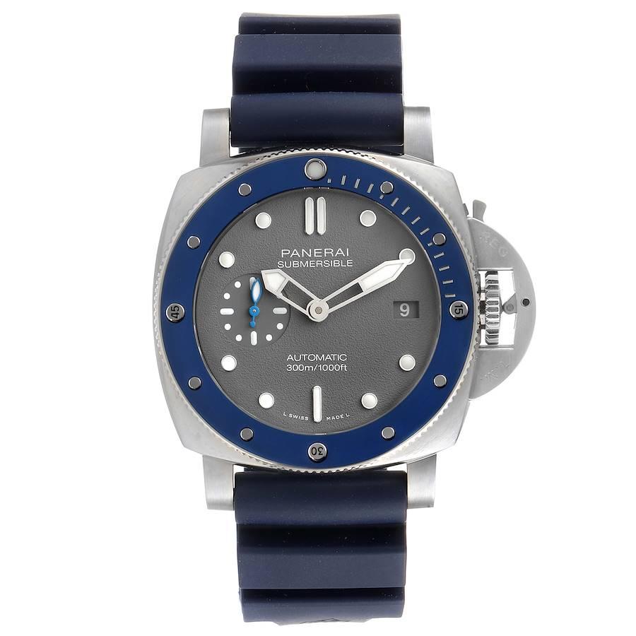 Panerai Luminor Submersible Grey Dial Steel Mens Watch PAM00959 Box Papers. Automatic self-winding movement. Two part cushion shaped stainless steel case 42.0 mm in diameter. Panerai patented crown protector. Blue ceramic anti-clockwise rotating