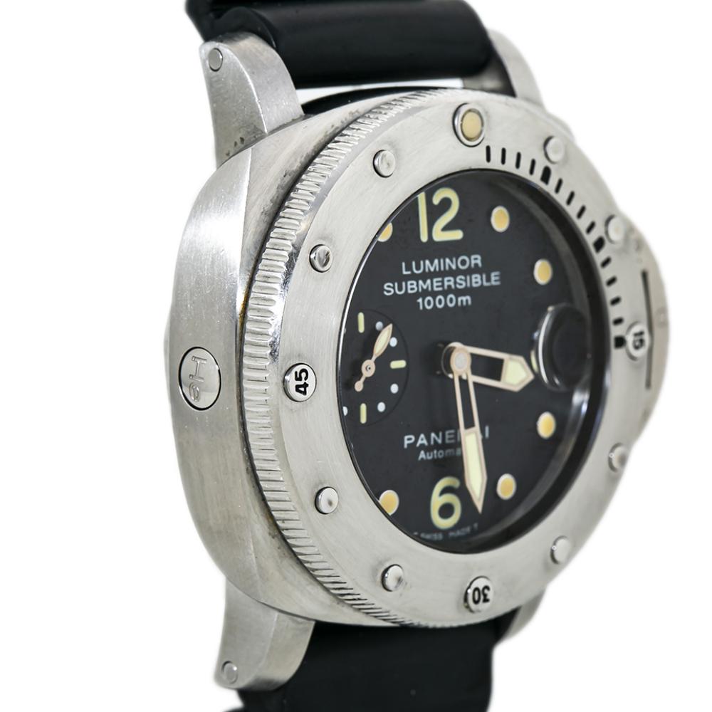 Panerai Luminor Submersible PAM00243 Stainless.S Mens Automatic with Papers In Excellent Condition For Sale In Miami, FL