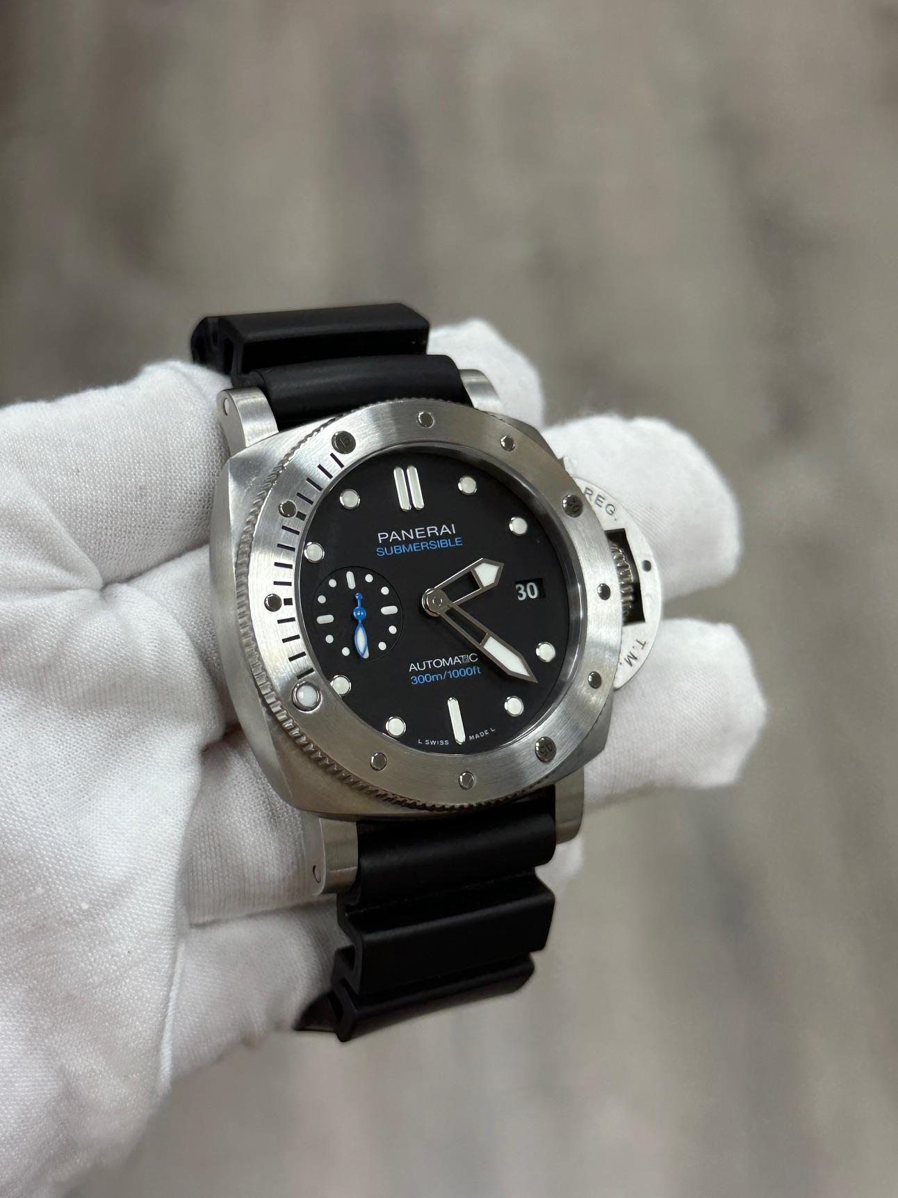 Panerai Luminor Submersible PAM00973 PAM 973 42mm Quadrante Nero Scatola Documenti in vendita 4