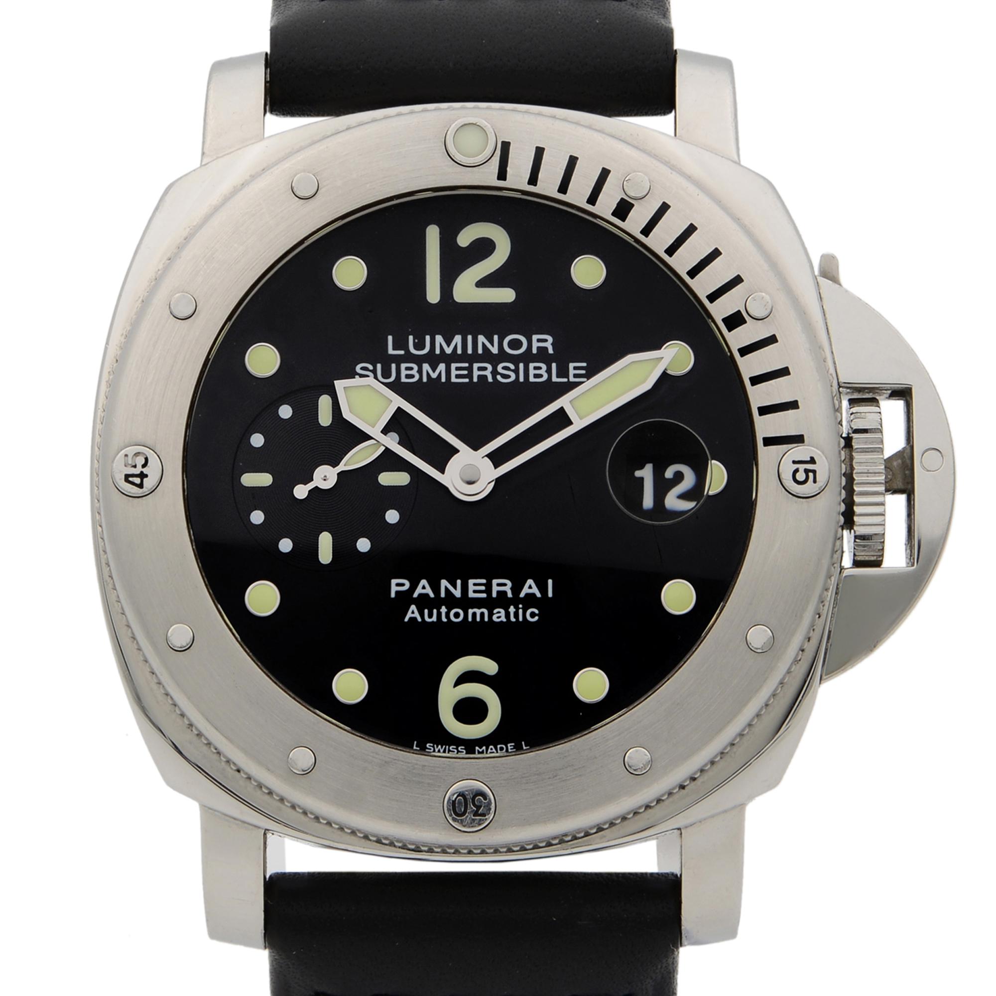 This pre-owned Panerai Luminor  PAM00024  is a beautiful men's timepiece that is powered by mechanical (automatic) movement which is cased in a stainless steel case. It has a round shape face, date indicator, small seconds subdial dial and has hand