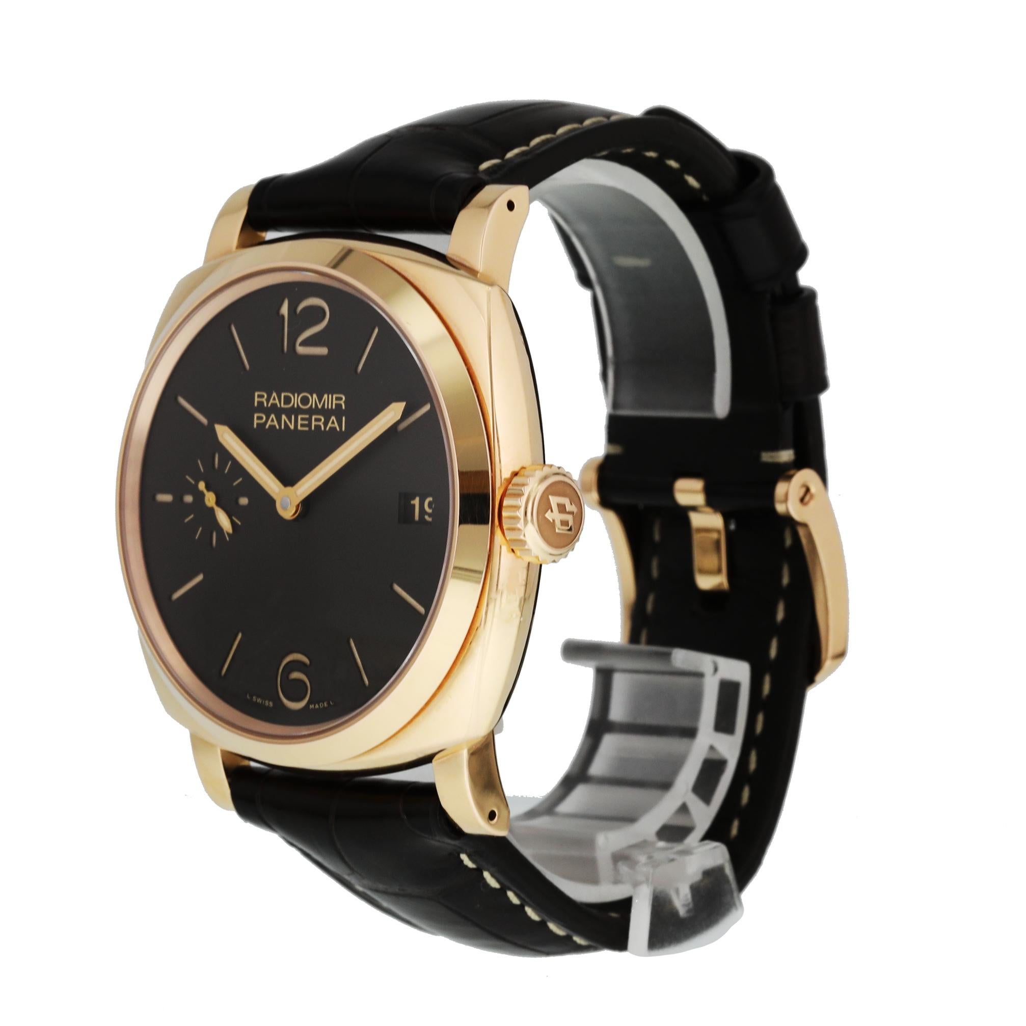 Panerai Radiomir 1940 PAM515 3 Days Oro Rosso Mens Watch.
47mm 18k Rose Gold case. 
Rose Gold Stationary bezel. 
Brown dial with Luminous gold hands and Arabic numeral hour markers. 
Date display at the 3 o'clock position. 
Brown alligator leather