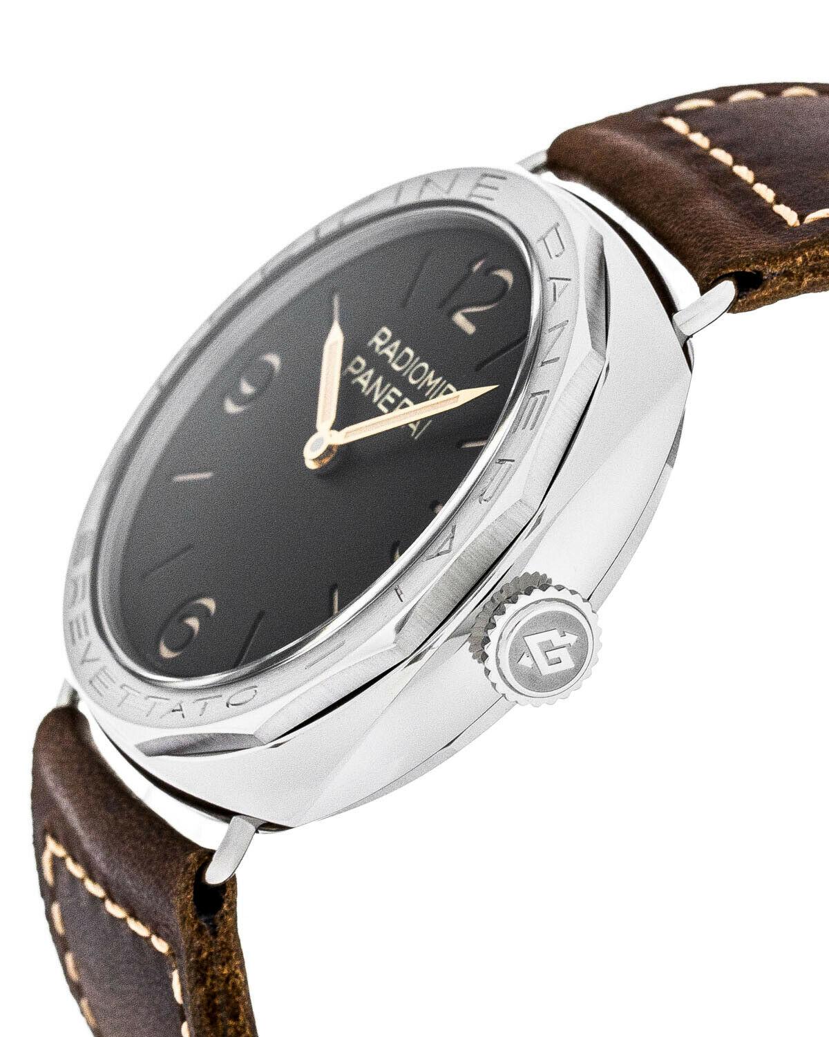 Contemporary Panerai Radiomir 3 Days PAM00685 Hand Winding Watch Box&Papers Limited Ed. For Sale