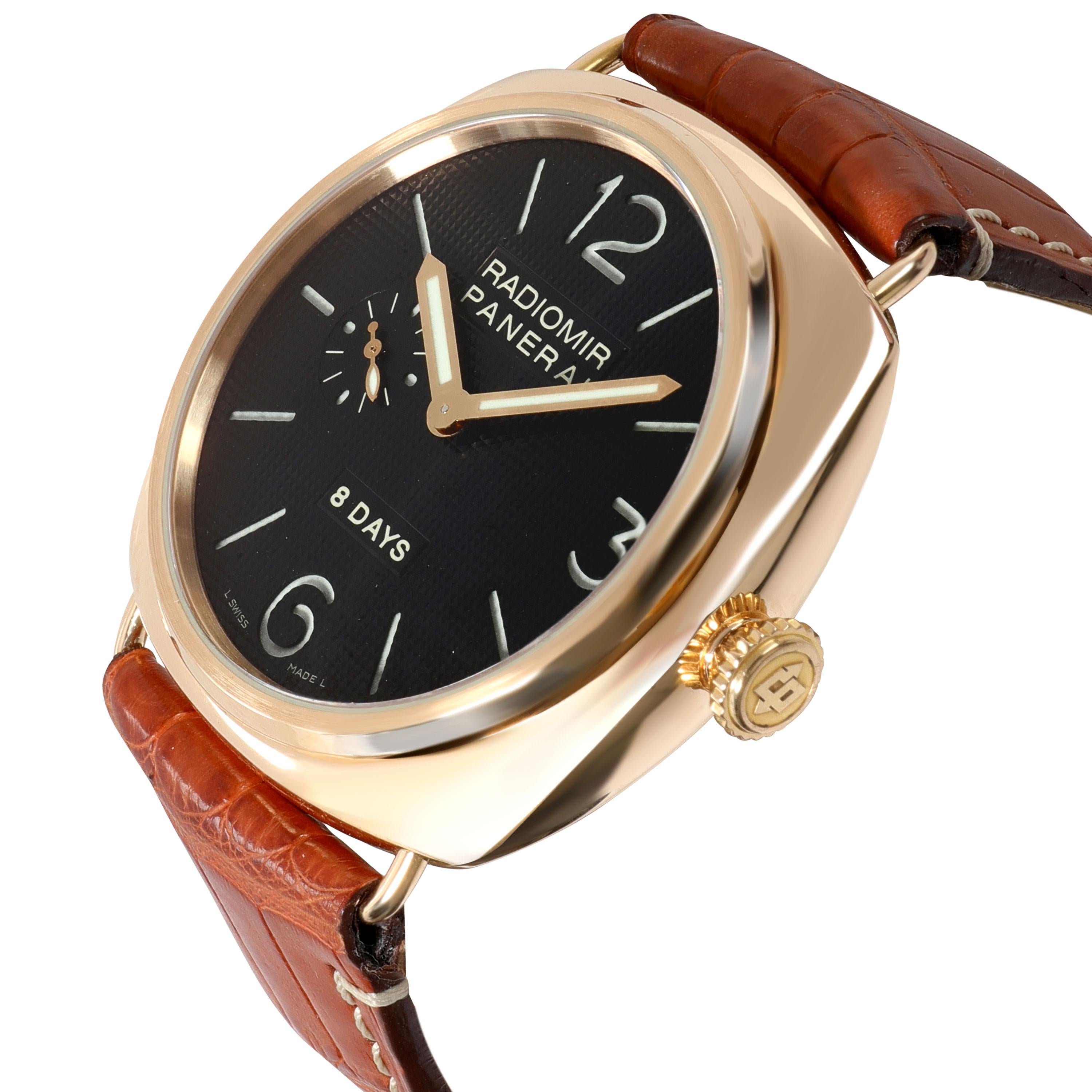 Panerai Radiomir 8-Day PAM00197 Men's Watch in 18kt Yellow Gold In Excellent Condition In New York, NY