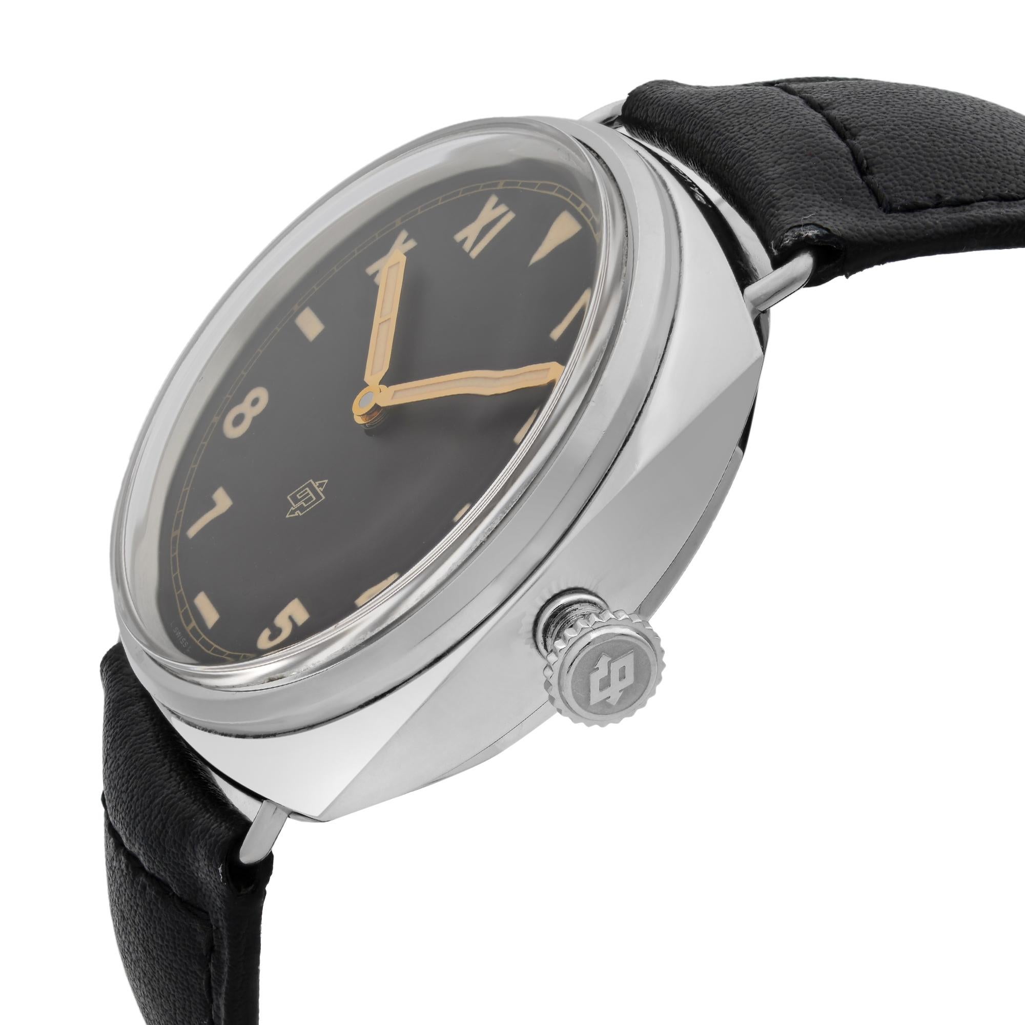 Panerai Radiomir California Steel Black Dial Hand-Wind Men's Watch PAM00424 In Excellent Condition In New York, NY
