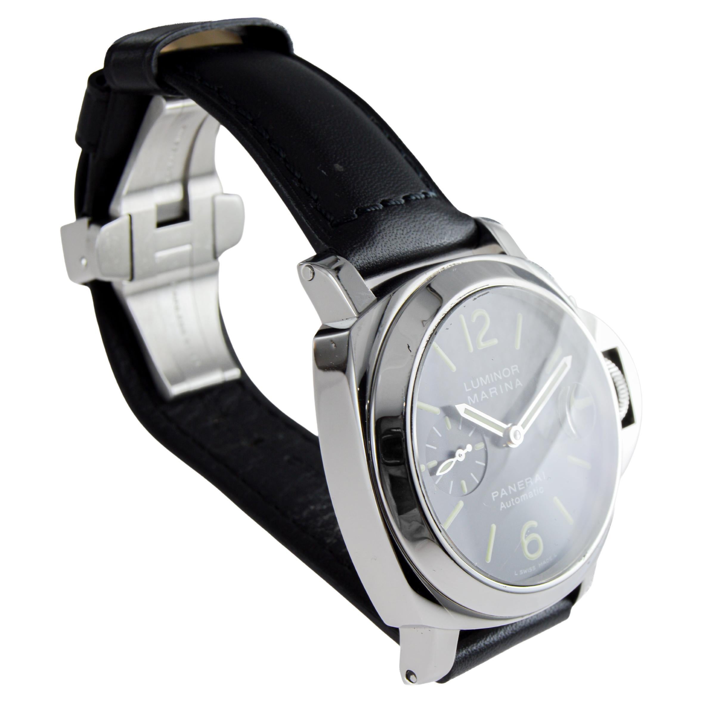 Panerai Luminor Marina in acciaio inossidabile del 2010 circa con scatola e cinturini originali In condizioni ottime in vendita a Long Beach, CA