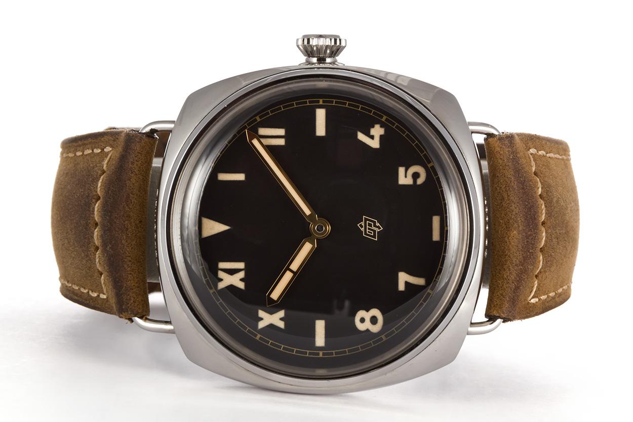 We are pleased to offer this 2014 Panerai Radiomir California 3 Day Acciaio PAM424. This stylish men's watch features a 47mm stainless steel case with sapphire case back, unique black dial and 3 day power reserve. It will fit up to an 8.25