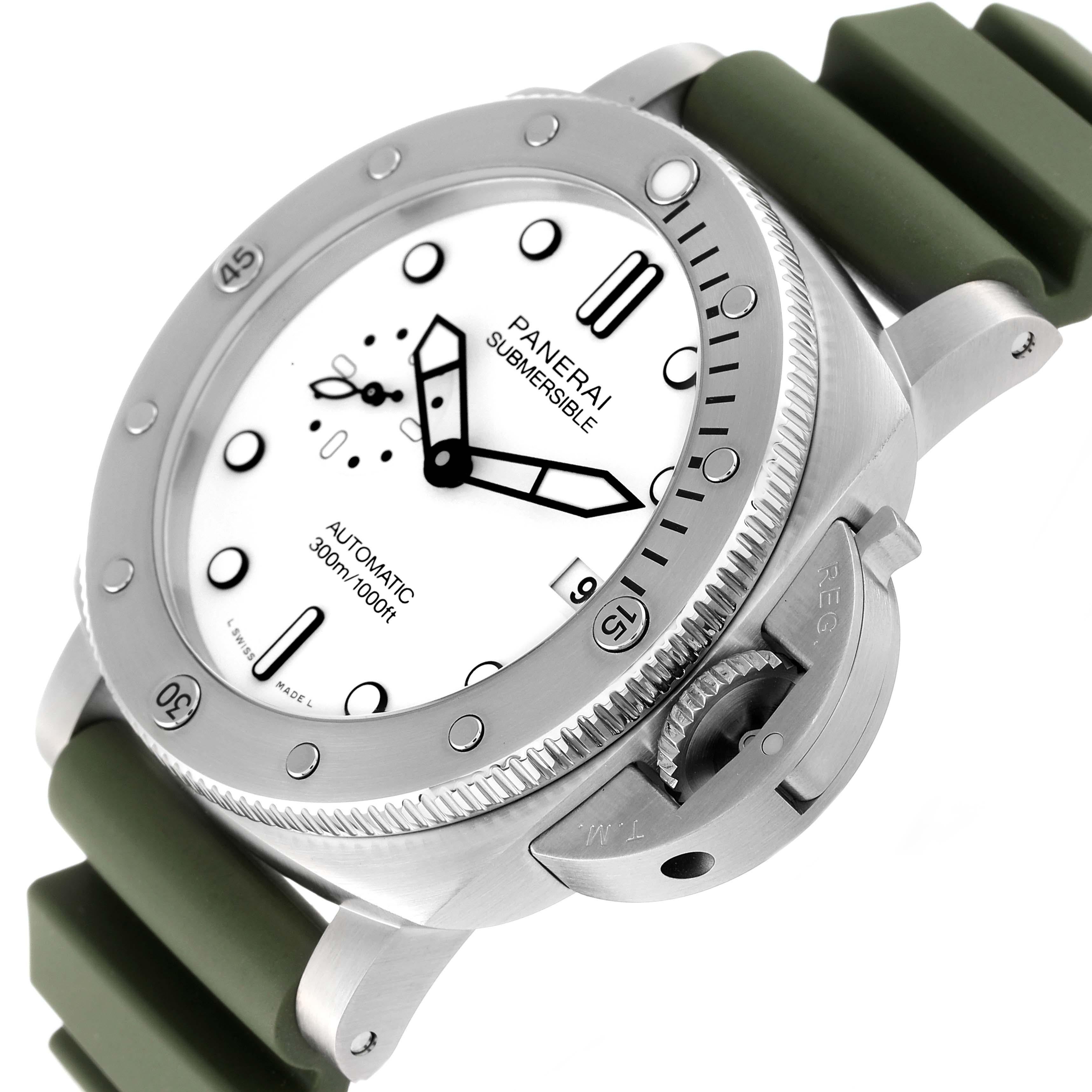 Panerai Submersible QuarantaQuattro Bianco Steel Mens Watch PAM01226 Box Card. Automatic self-winding movement. Stainless steel cushion case, 44.0 mm in diameter. Panerai patented crown protector. Unidirectional rotating diver's bezel. Scratch