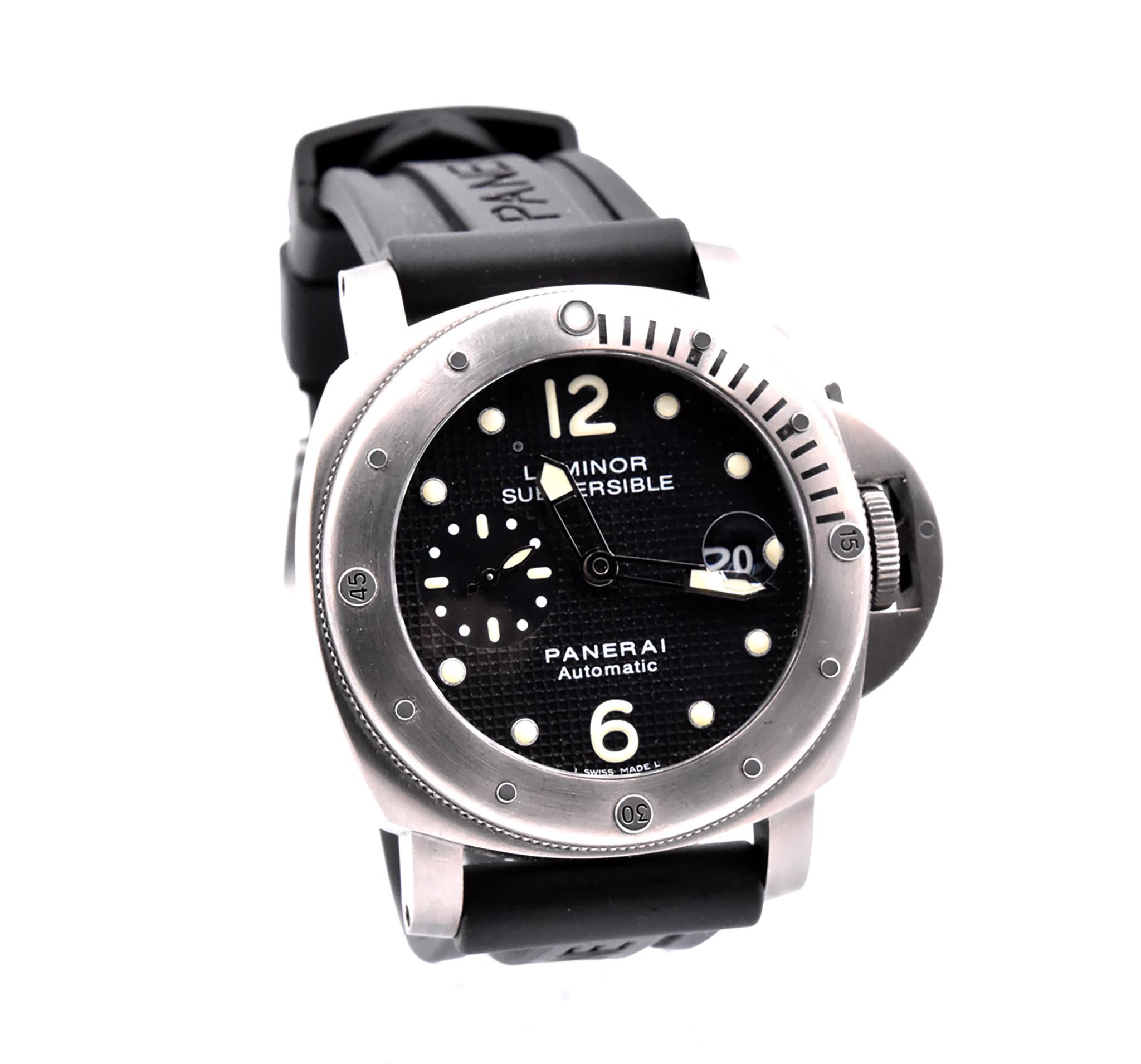 Movement: automatic
Function: Hours, minutes, seconds, date
Case: 44mm titanium case, sapphire crystal, smooth bezel, push-pull crown
Band: black Officine Panerai rubber strap with buckle
Dial: black luminesce dial
Reference: PAM 25
Serial: