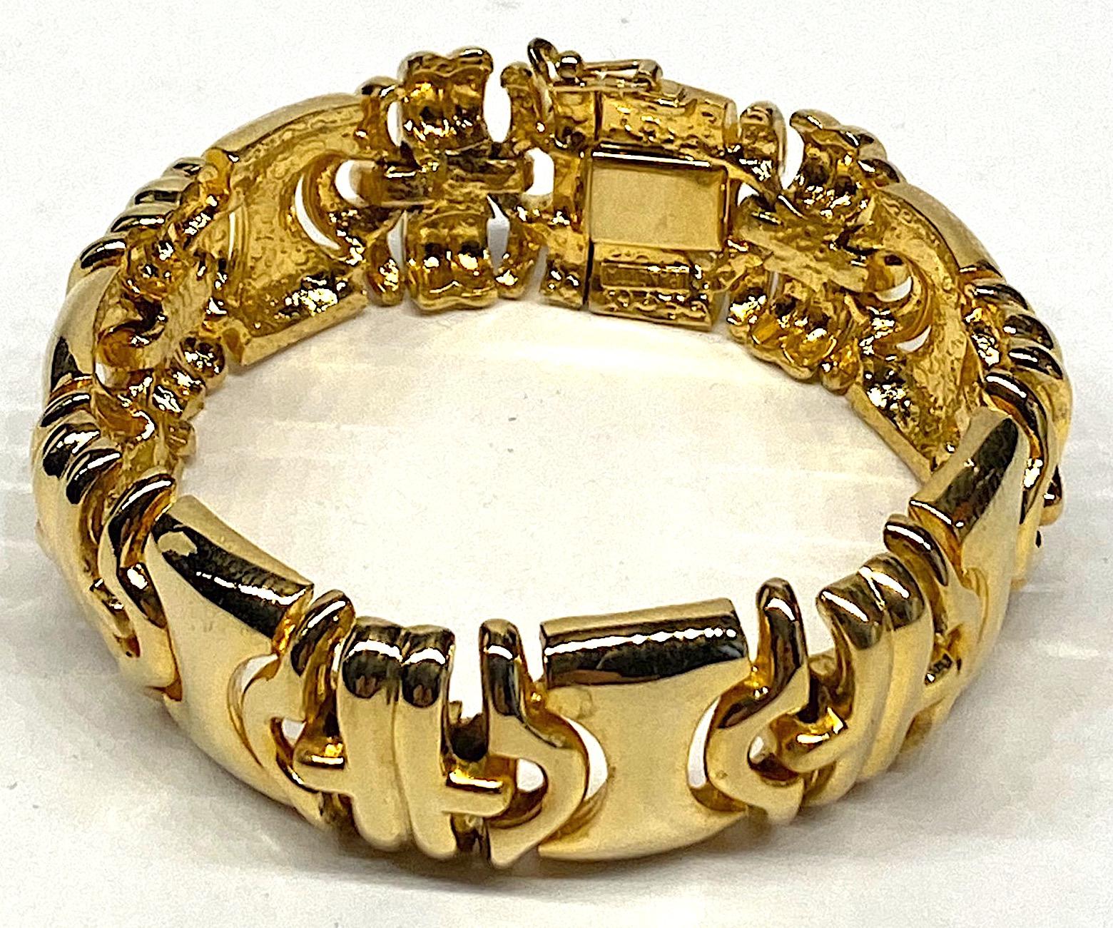 Panetta 1980s Parentesi Link Gold Bracelet In Excellent Condition In New York, NY