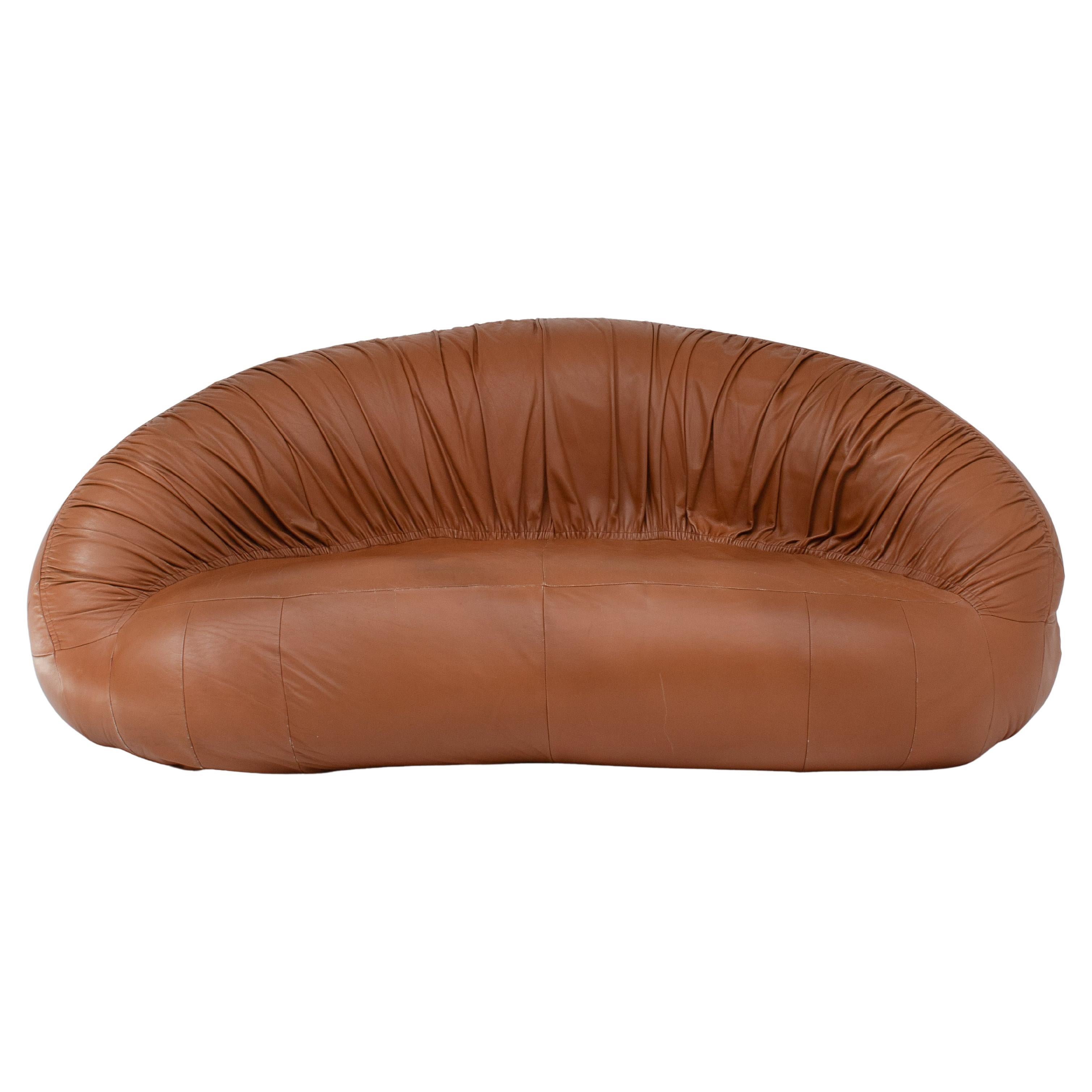 Pangolin Leather 2 Seater di Greg and Roche Dry in vendita