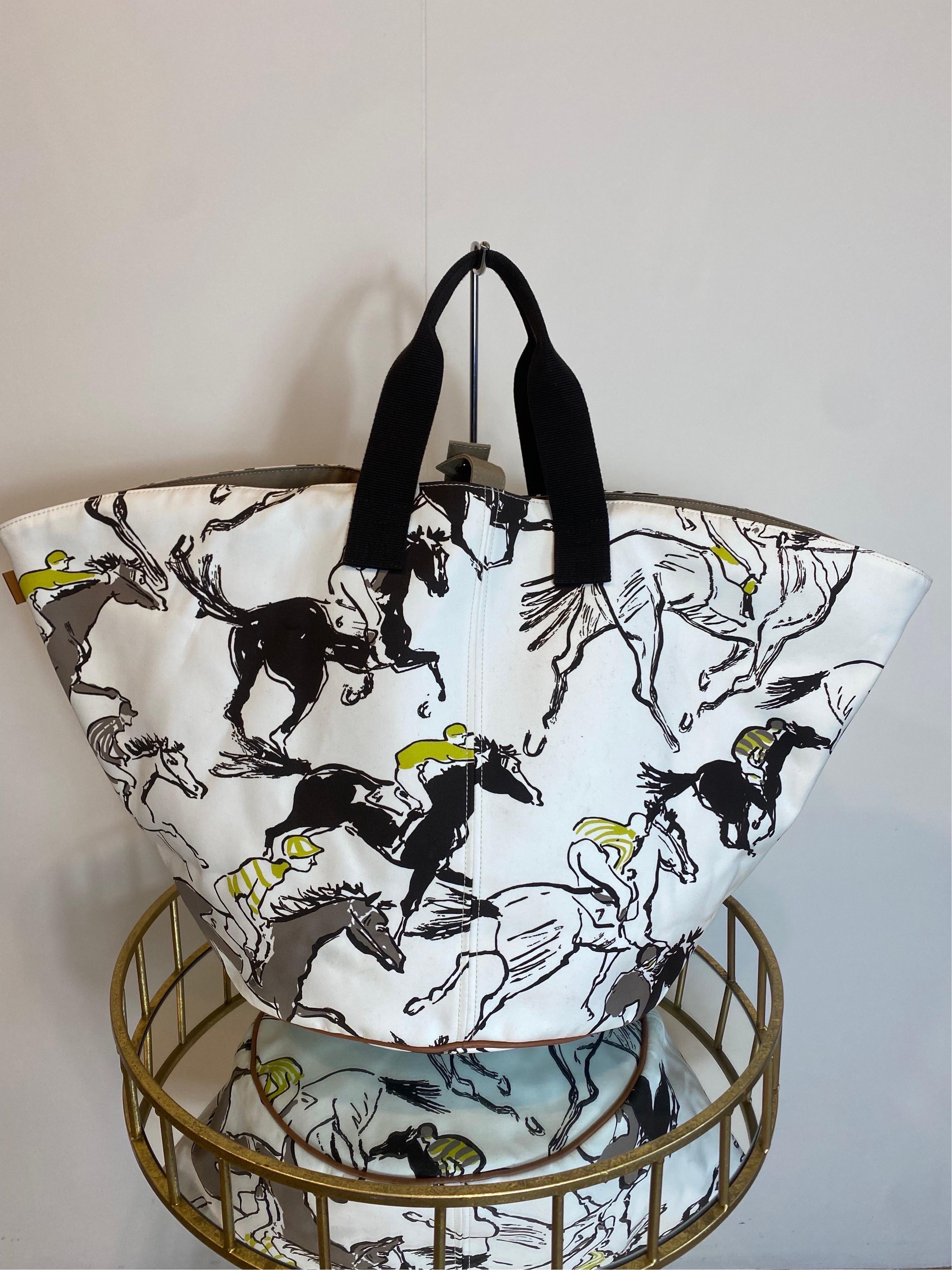 Panier bag Galop Beach Hermès In Excellent Condition For Sale In Carnate, IT