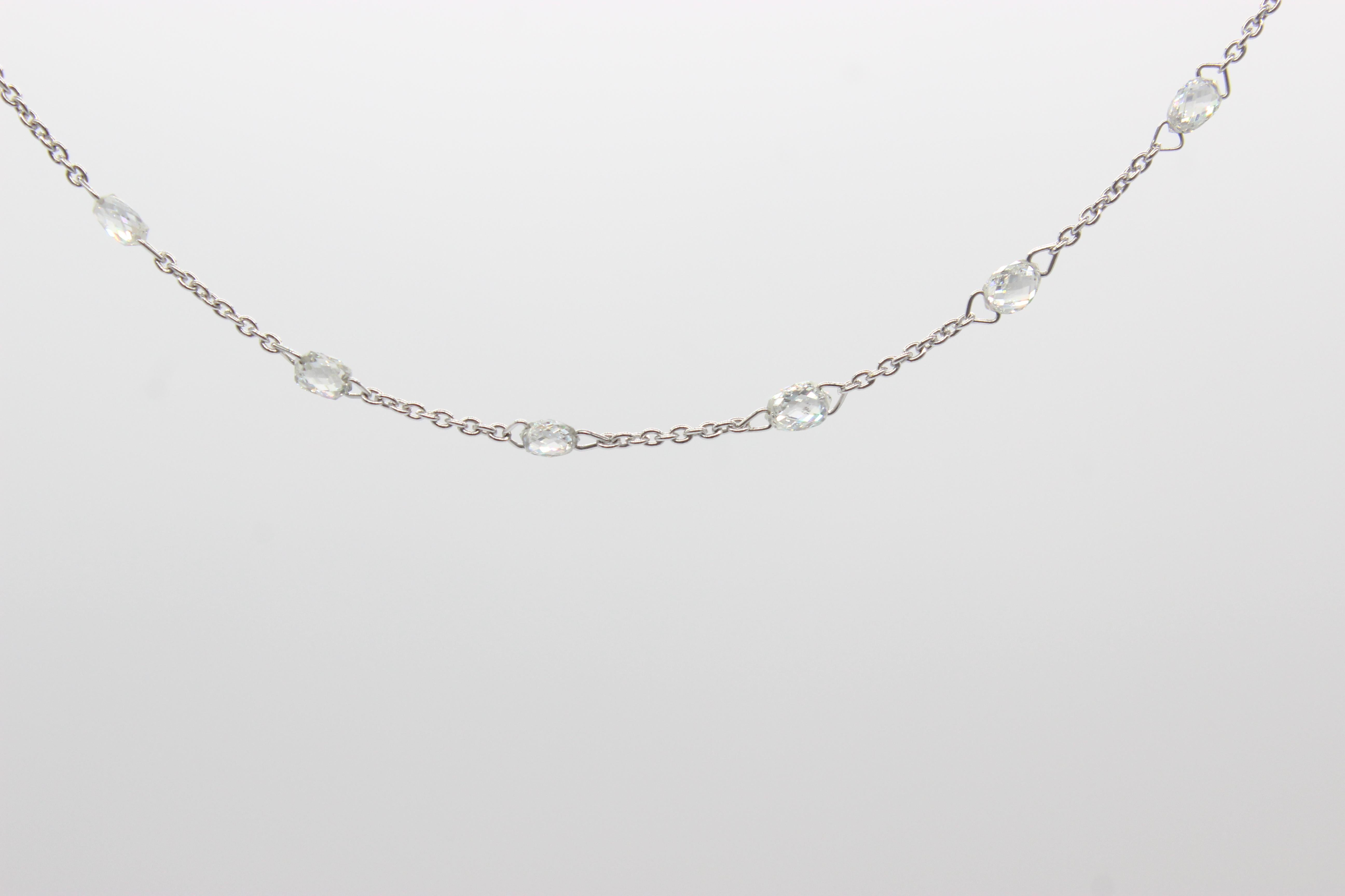 Moderne PANIM  Collier en or blanc 18 carats avec briolette de diamants de 10 carats en vente