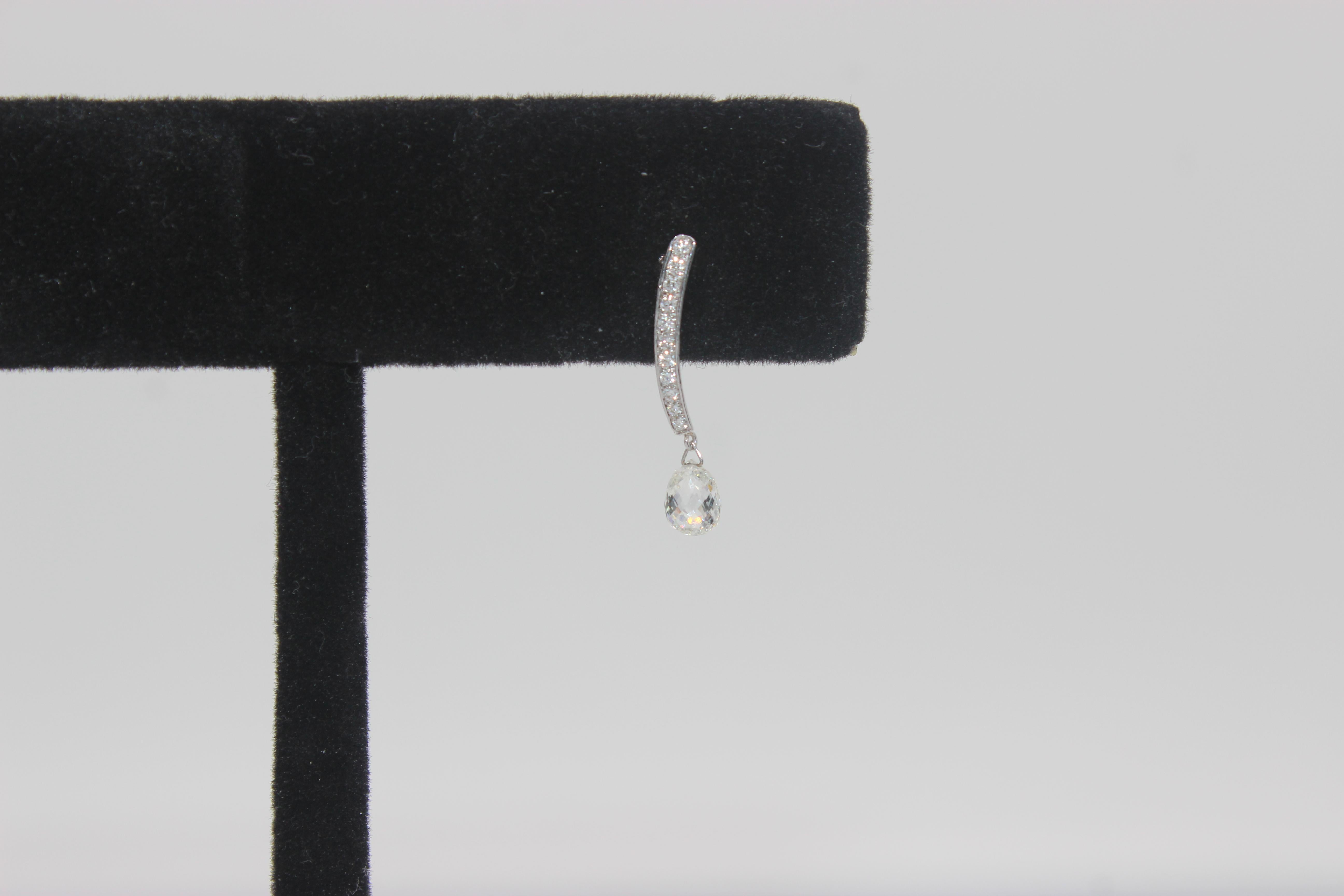 PANIM Orecchino in oro bianco con diamante briolette da 1,47 carati in vendita 1