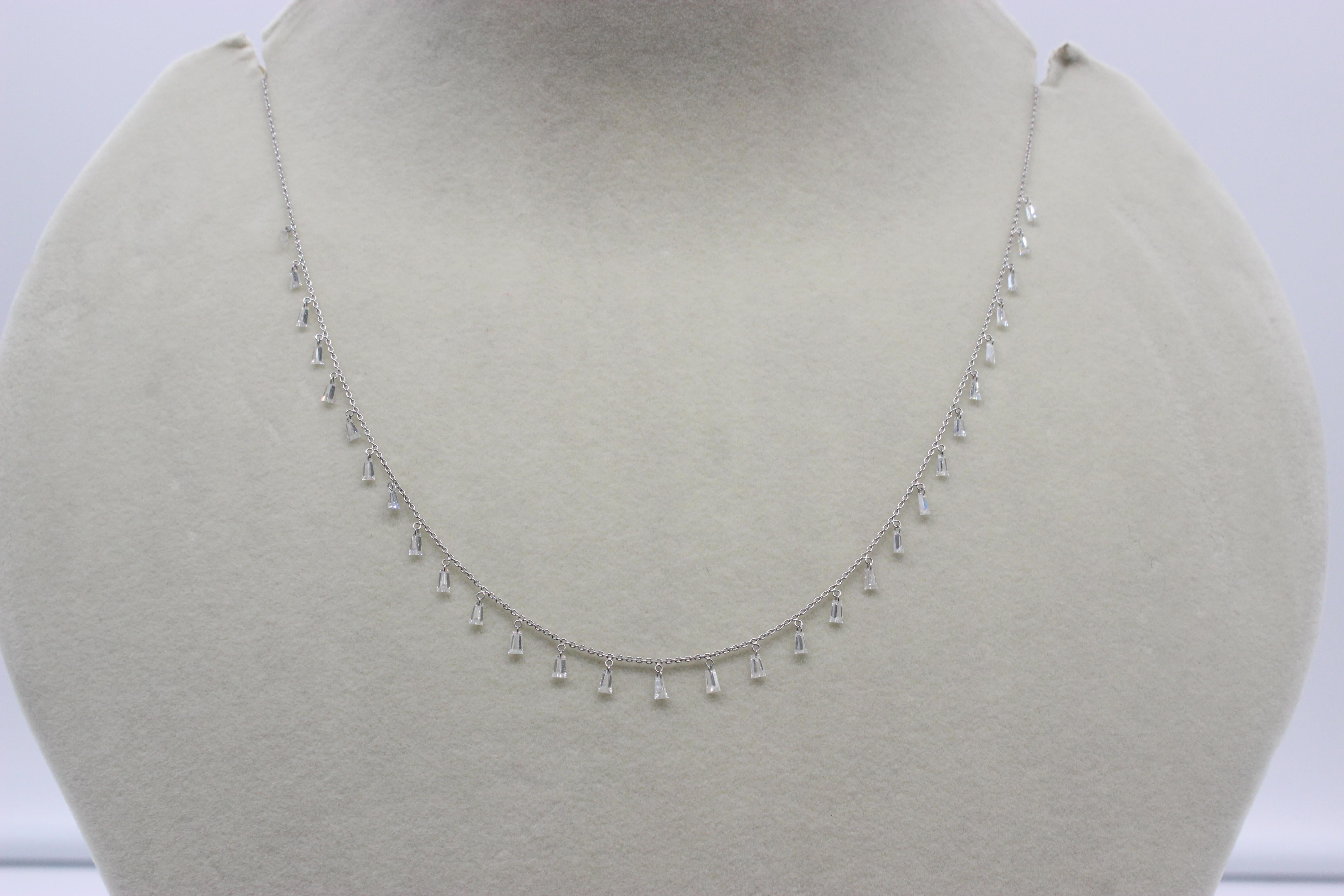 Modern PANIM 1.75 Carats Diamond Buggette 18K White Gold Floating Necklace For Sale