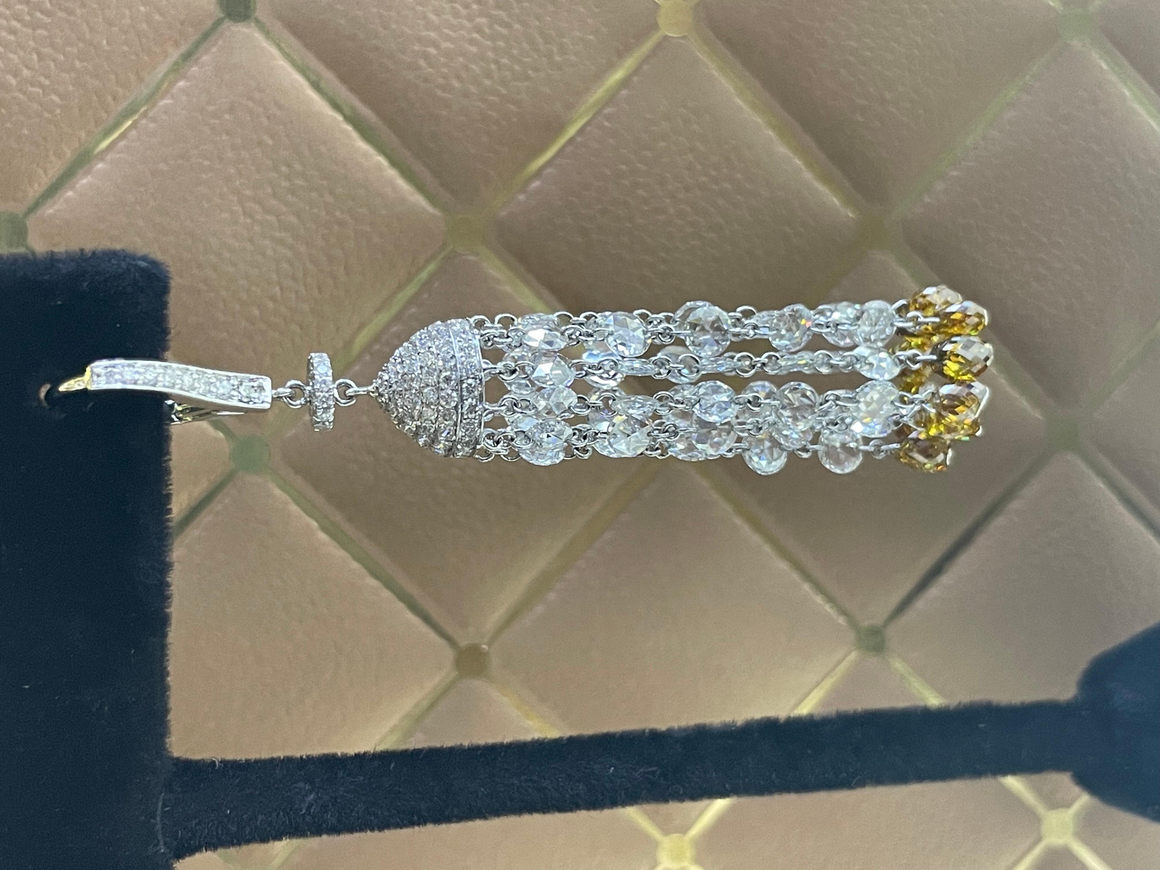 PANIM Boucles d'oreilles à glands en or blanc 18 carats avec diamant de 17,57 carats en rosace en vente 3