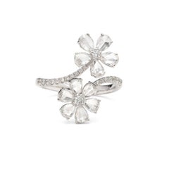 PANIM Anello floreale con diamante Rosecut in oro bianco 18 carati