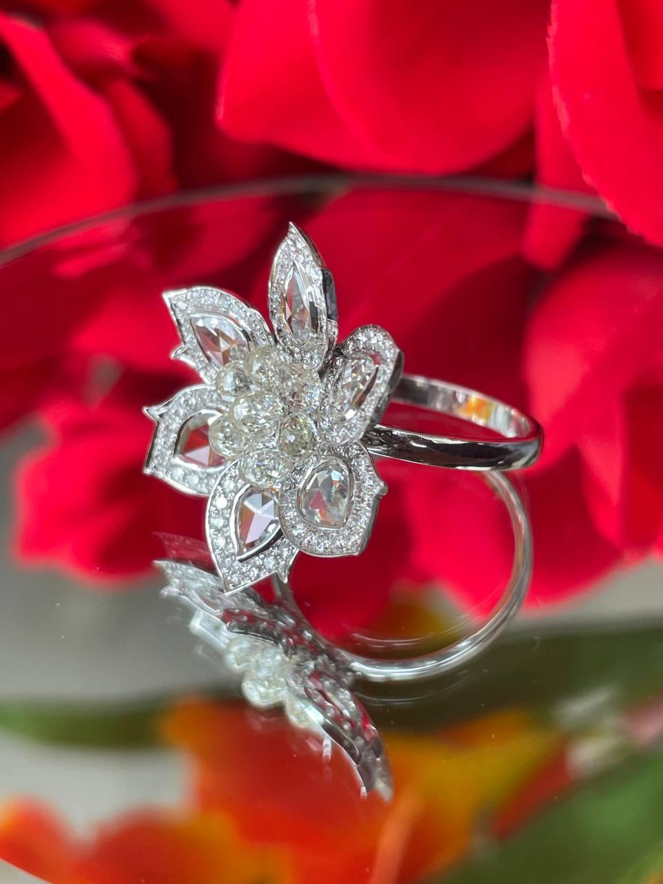 PANIM 18K White Gold Diamond Pear Rosecut & Briolette floral Ring  For Sale 9