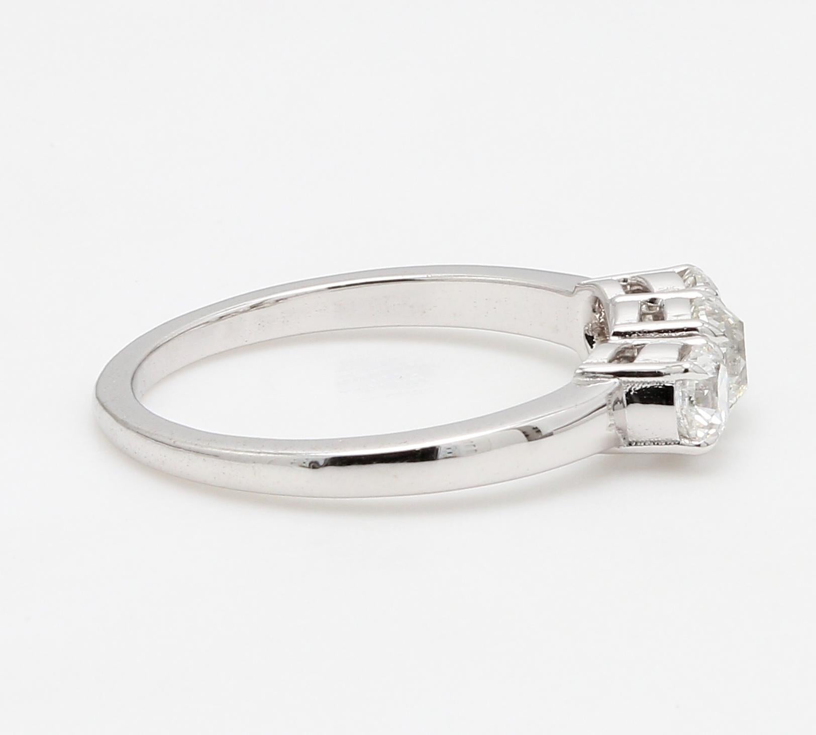 PANIM 18 Karat Weißgold Dreiteiliger runder Ring mit altem Minenschliff (Alteuropäischer Brillantschliff) im Angebot