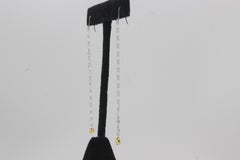 PANIM Tropfenohrringe aus 18 Karat Weißgold mit 2 Karat Rosenschliff und ausgefallener Farbe