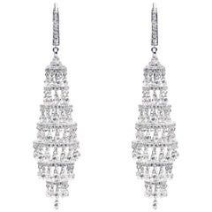 PANIM 24,06 Karat Diamant- Briolette-Kronleuchter-Ohrring aus 18 Karat Weißgold