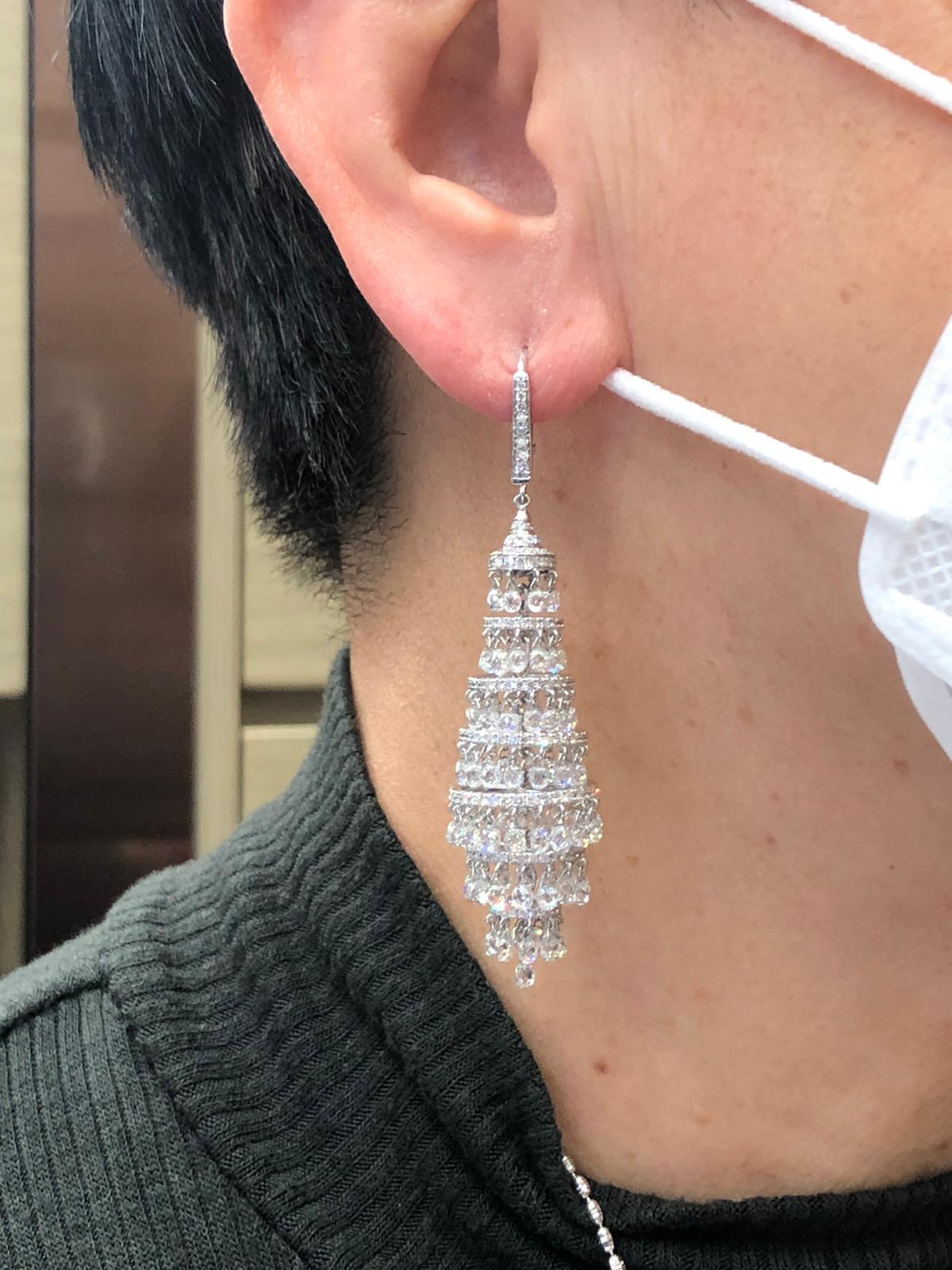 PANIM 24,06 Karat Diamant- Briolette-Kronleuchter-Ohrring aus 18 Karat Weißgold im Zustand „Neu“ in Tsim Sha Tsui, Hong Kong