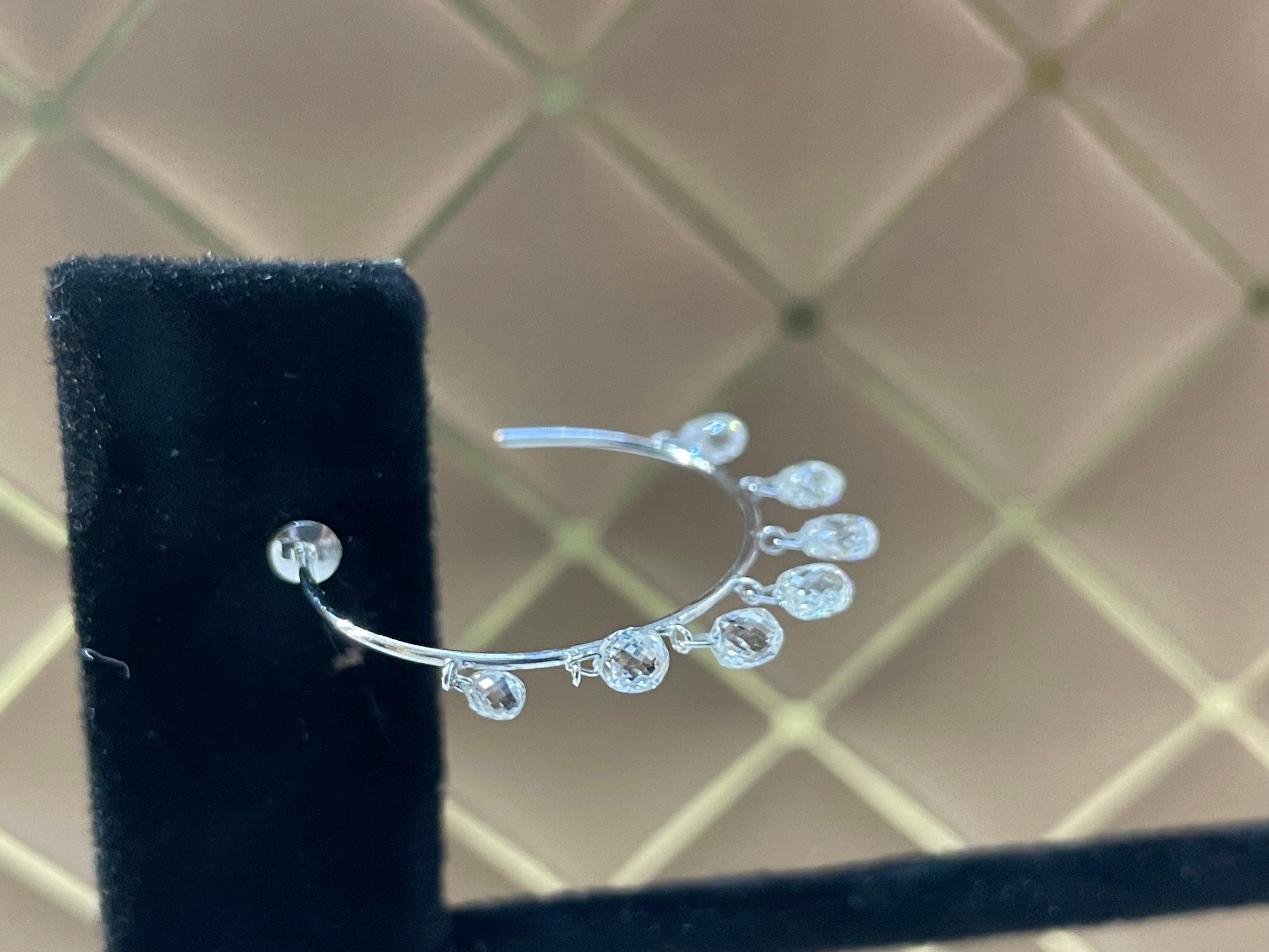 PANIM Pendientes de aro de oro blanco de 18 quilates con briolette de diamantes de 2,82 quilates en venta 4