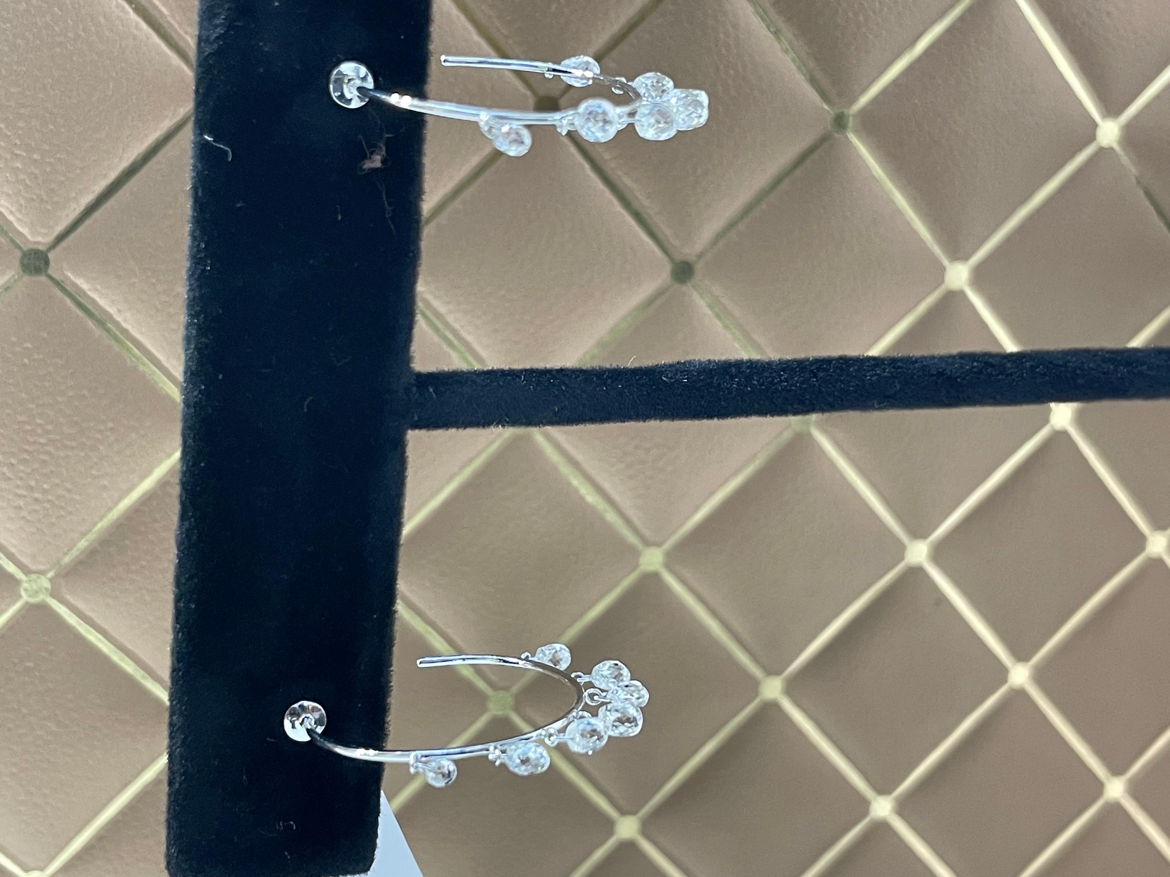 PANIM Pendientes de aro de oro blanco de 18 quilates con briolette de diamantes de 2,82 quilates en venta 1