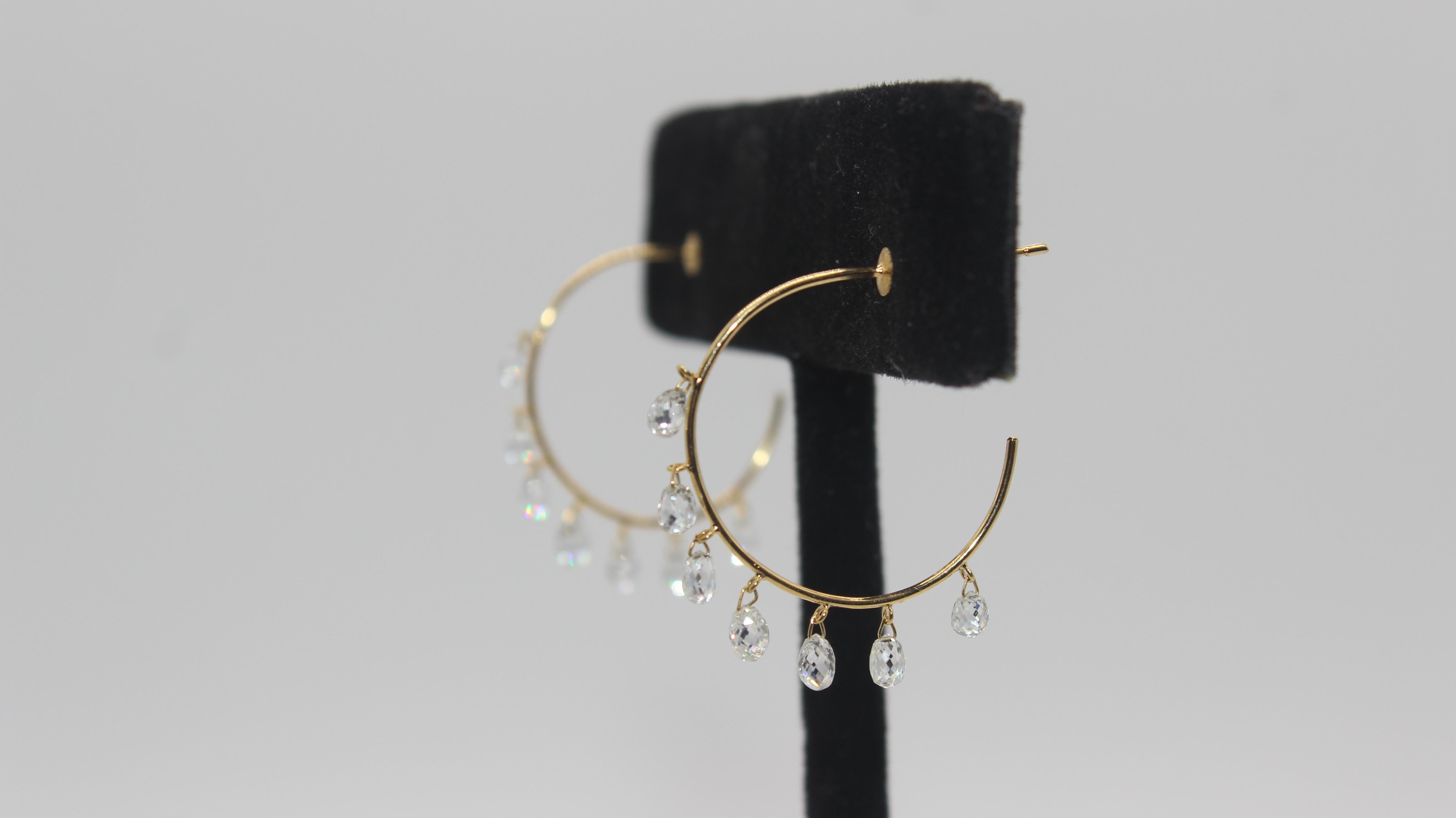 PANIM 2.84 Carats Diamond Briolette 18 Karat Yellow Gold Hoop Earrings For Sale 3