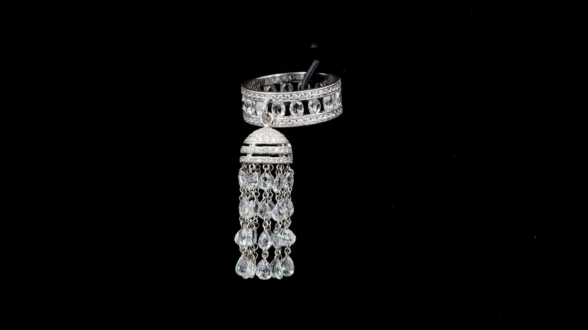 PANIM Anillo de borla de diamantes en rosca de oro blanco de 18 quilates y 6,93 quilates en venta 1