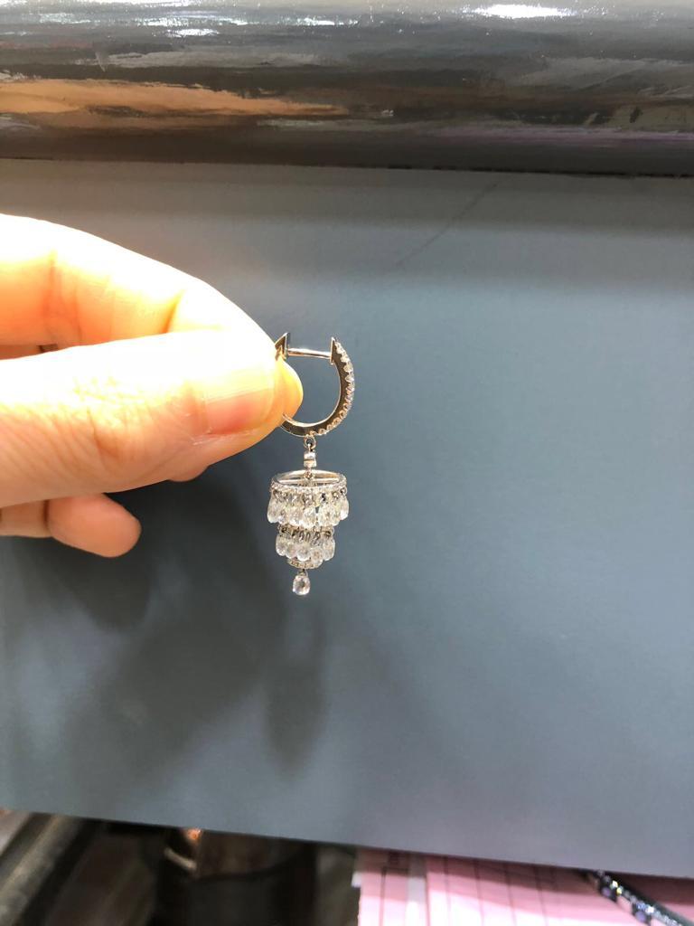 PANIM Orecchini Chandelier con Diamante Briolette da 7,05 Carati in Oro Bianco 18 Carati in vendita 1