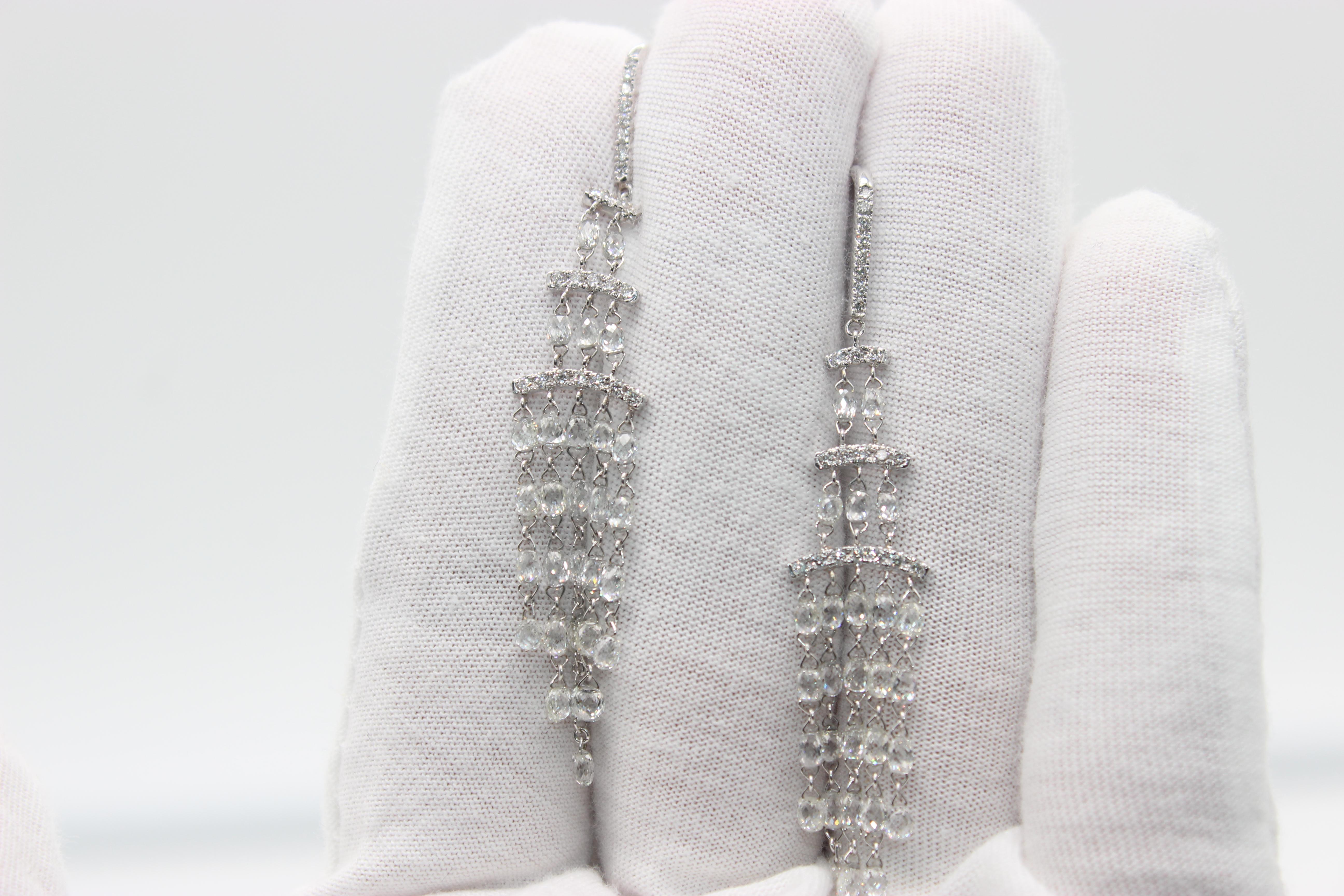 PANIM Orecchini pendenti in oro bianco 18 carati con diamante briolette da 7,08 carati In condizioni Nuovo in vendita a Tsim Sha Tsui, Hong Kong