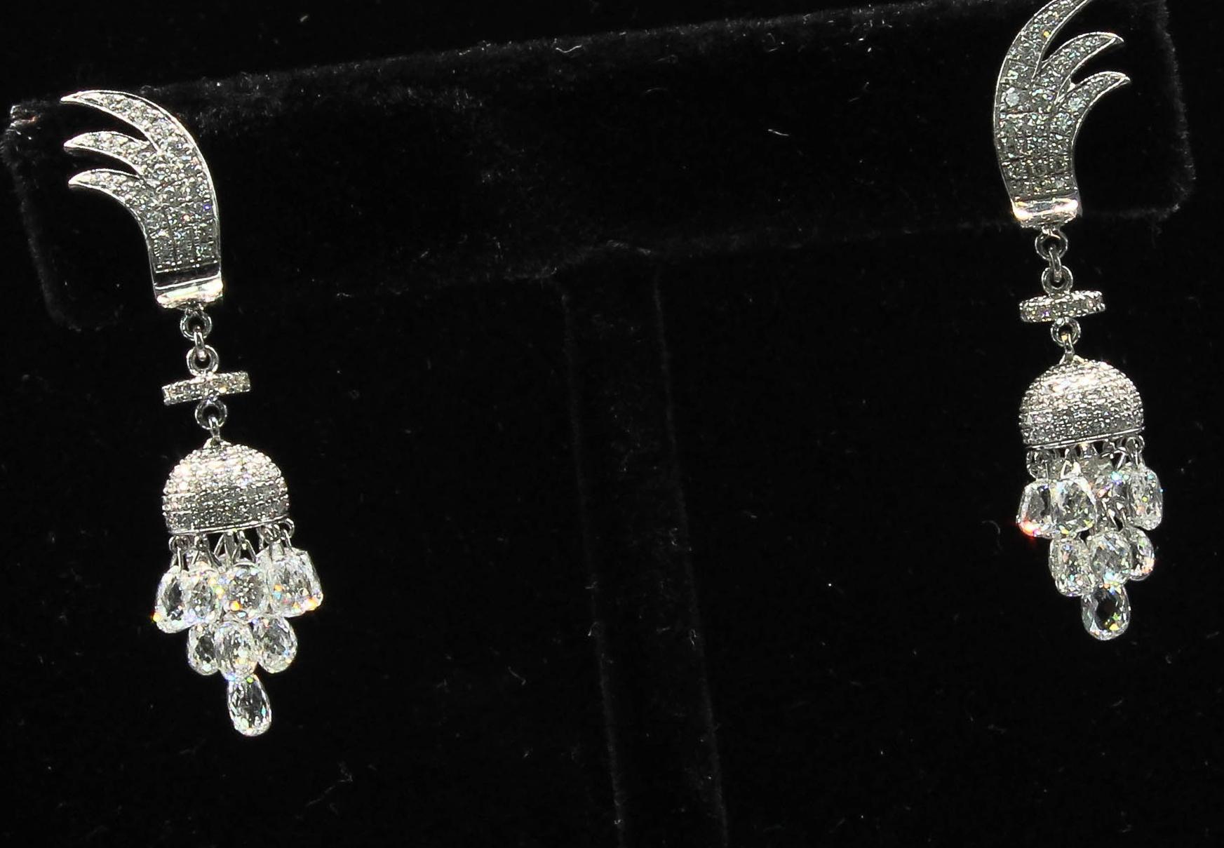 Taglio briolette PANIM  Orecchini con diamanti in miniatura in oro bianco 18 carati da 7,46 carati in vendita