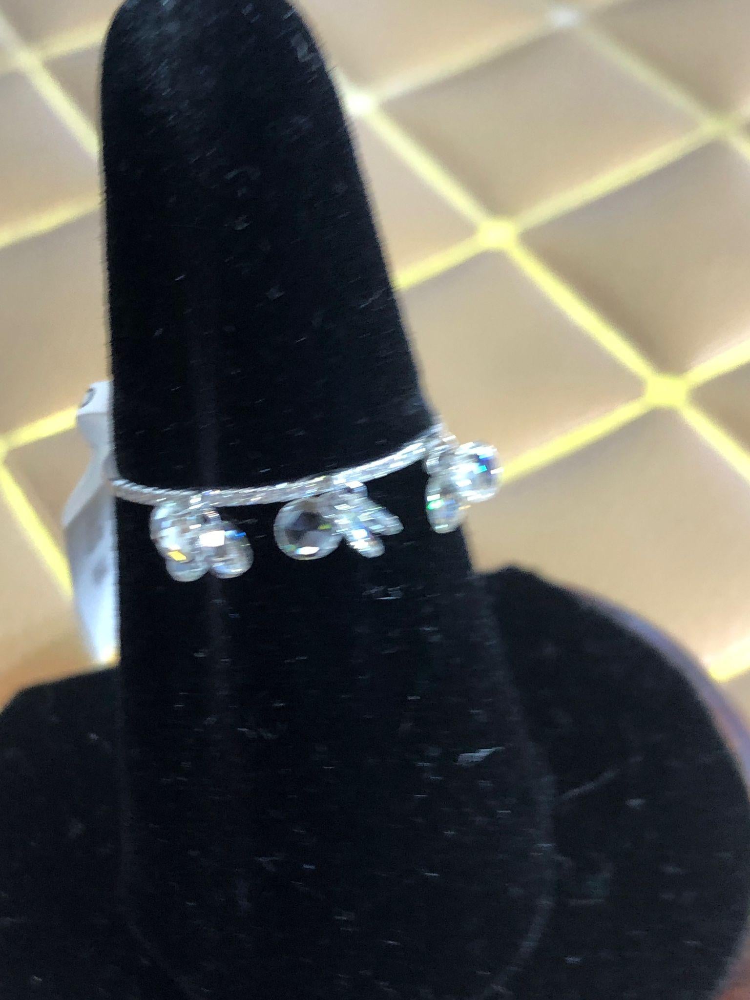 PANIM 9pcs Diamond Rosecut Dangling Ring 18 Karat Gold For Sale 3